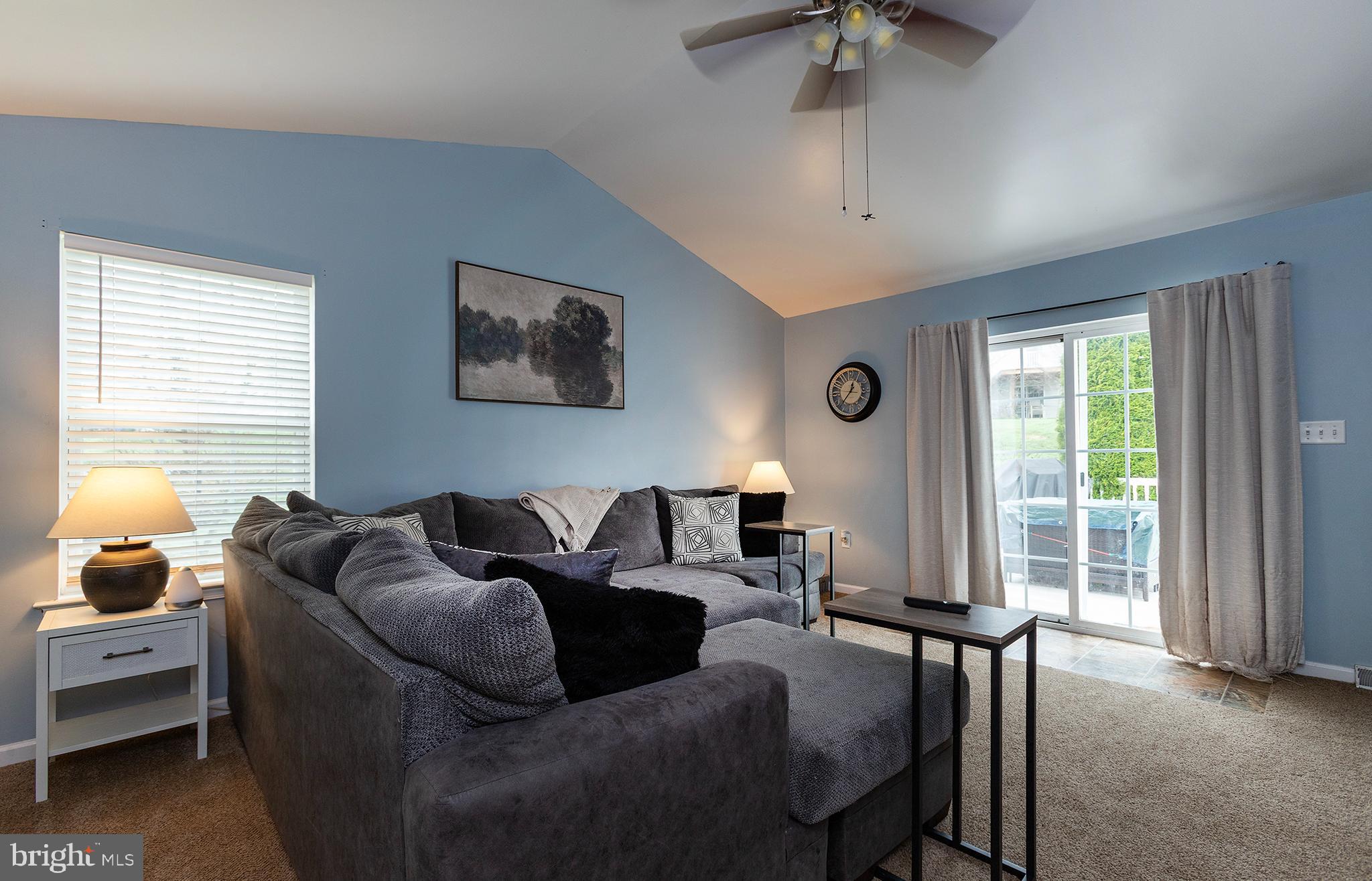 BLOSSOM HILL - Residential