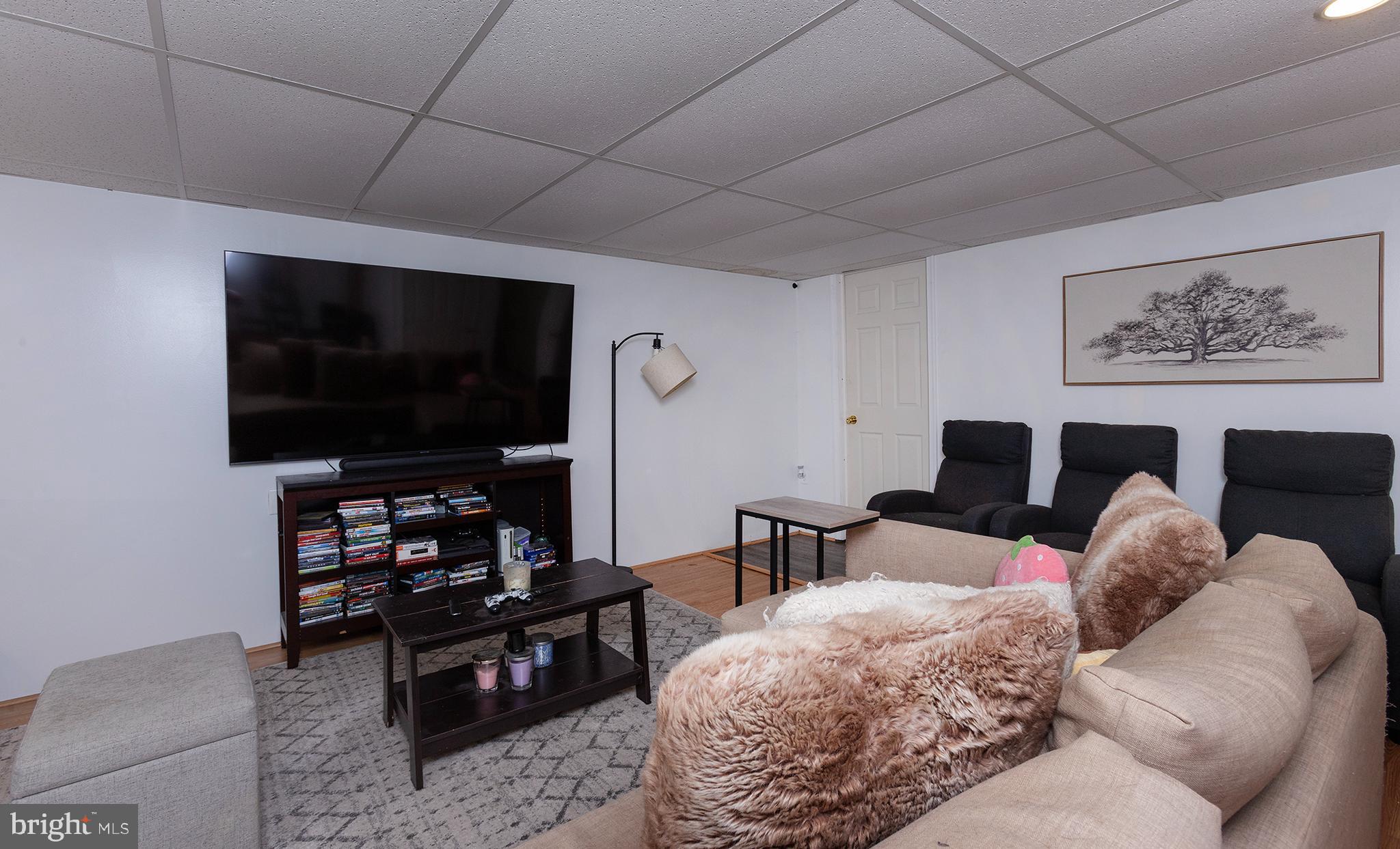 BLOSSOM HILL - Residential