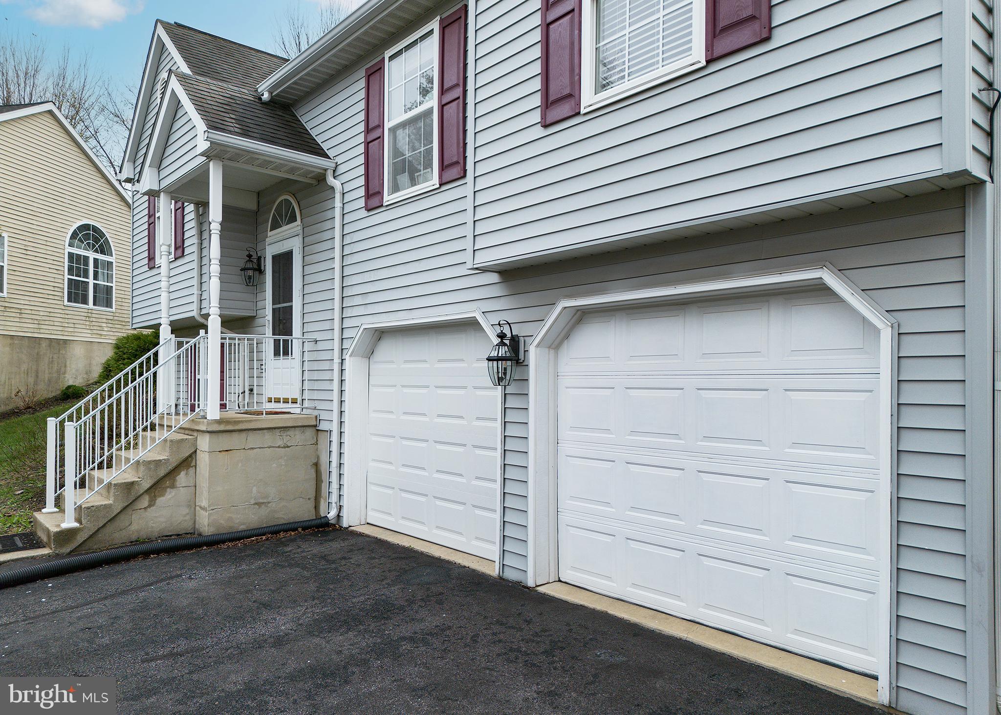 BLOSSOM HILL - Residential