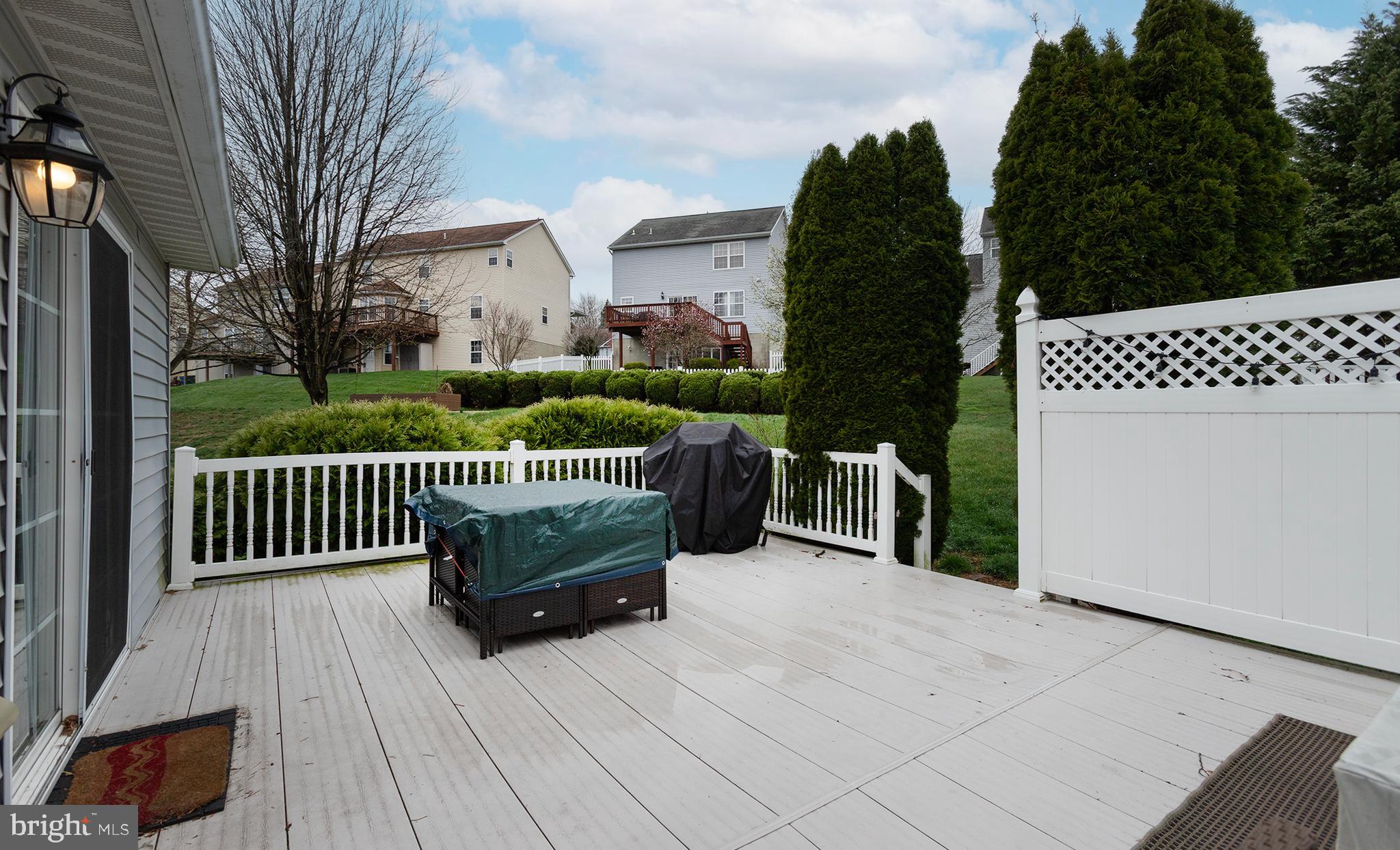 BLOSSOM HILL - Residential