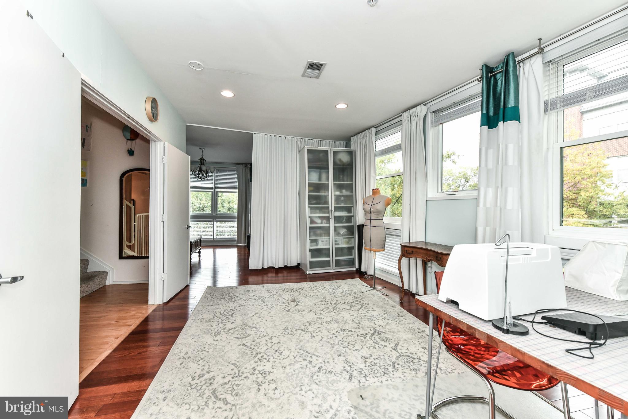 BROMPTONS - Residential Lease