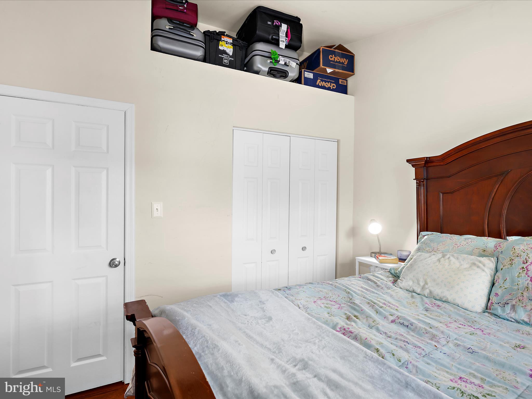 LIONS GATE - Residential