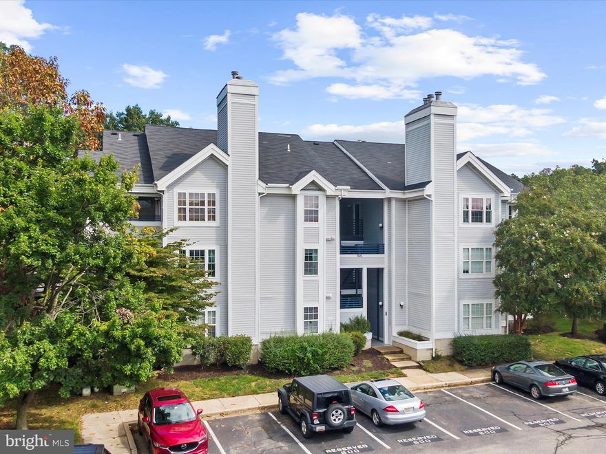 Come see this 2 bedroom and 2 full bath Condo, 1000 sqft of living space. Conveniently located in Odenton, Md. minutes from NSA, Fort Meade, BWI and easy access to I-97, RT 32 and RT3. 
This 3rd floor Cond unit offers many upgrades throughout while leaving opportunity to put your own personal touch on it. There are cathedral ceilings which you only get on the 3rd floor and no neighbors above you. There is Laminate and tile floors throughout, (no Carpet) Special features include wood burning fireplace, private balcony and a Sunroom/ bonus room. There is a front load washer and dryer in the hallway, built in microwave in kitchen. Owner is offering 1 year home warranty.