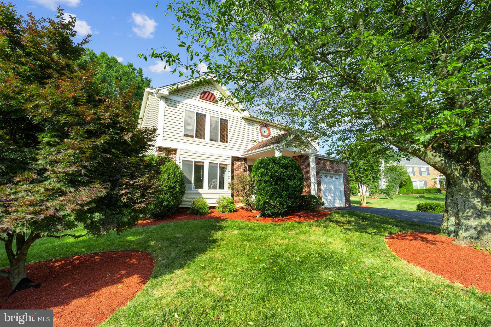 JACKSON MANOR - Residential