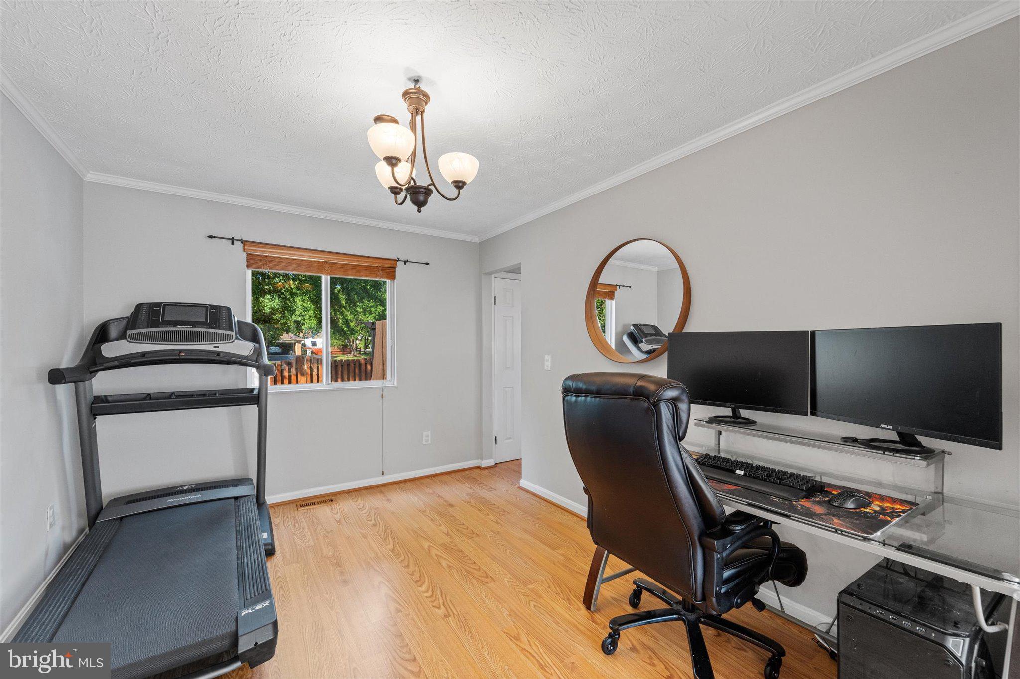 JACKSON MANOR - Residential