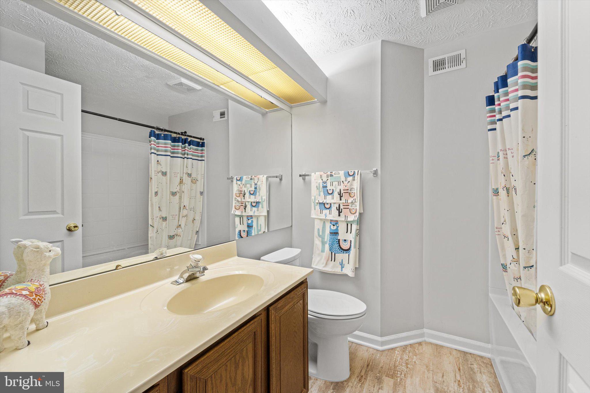 JACKSON MANOR - Residential