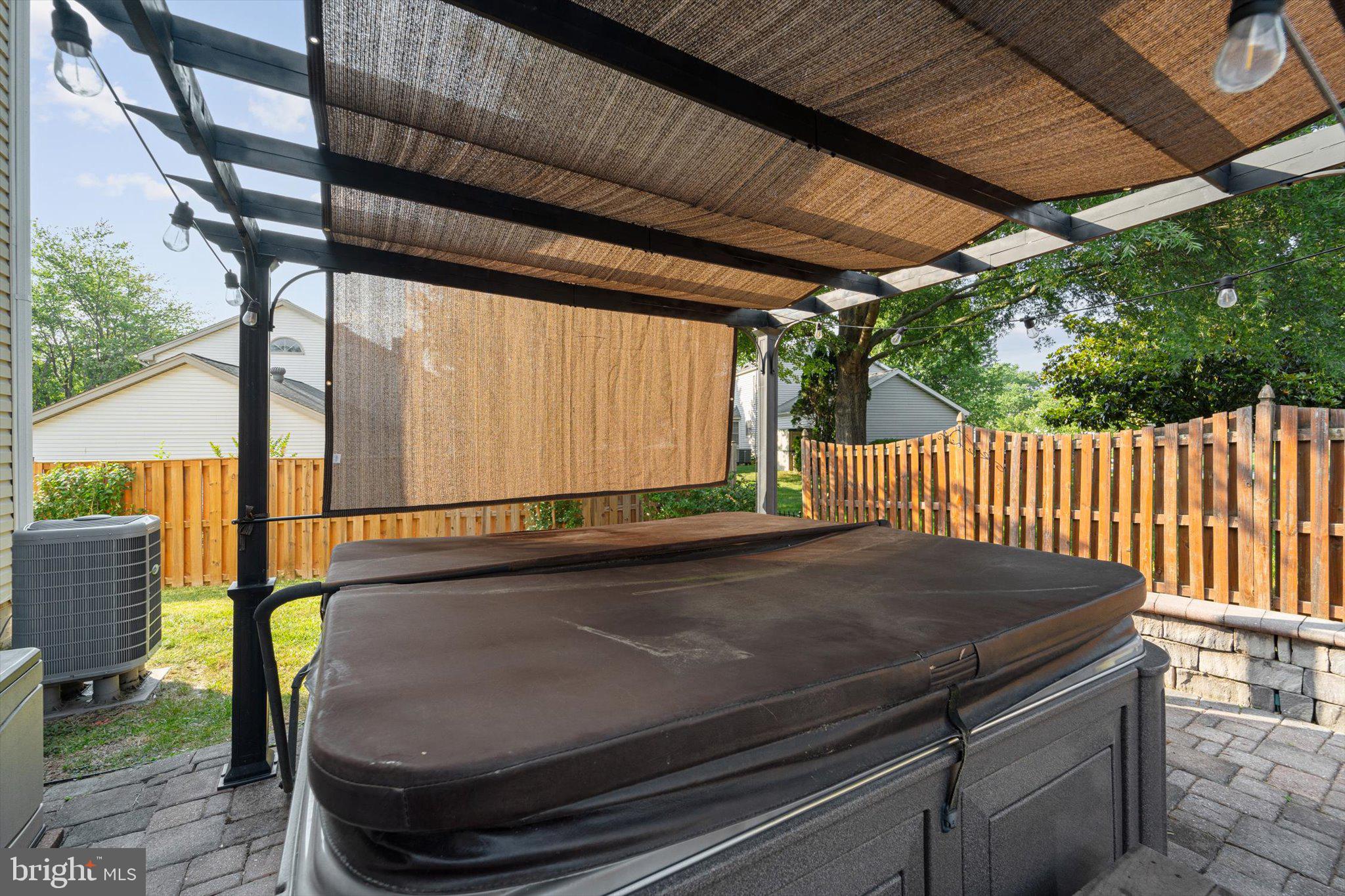 JACKSON MANOR - Residential