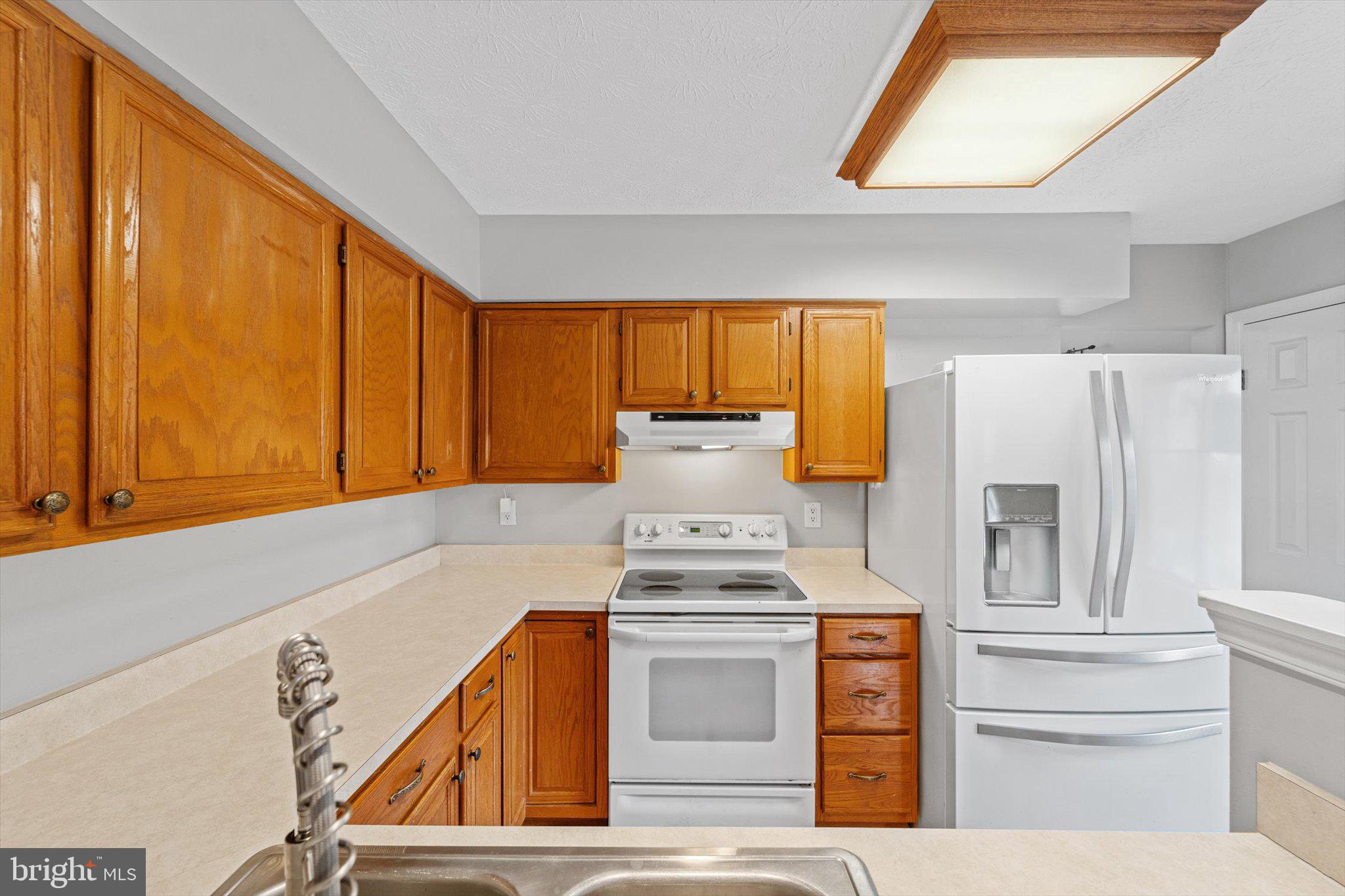 JACKSON MANOR - Residential