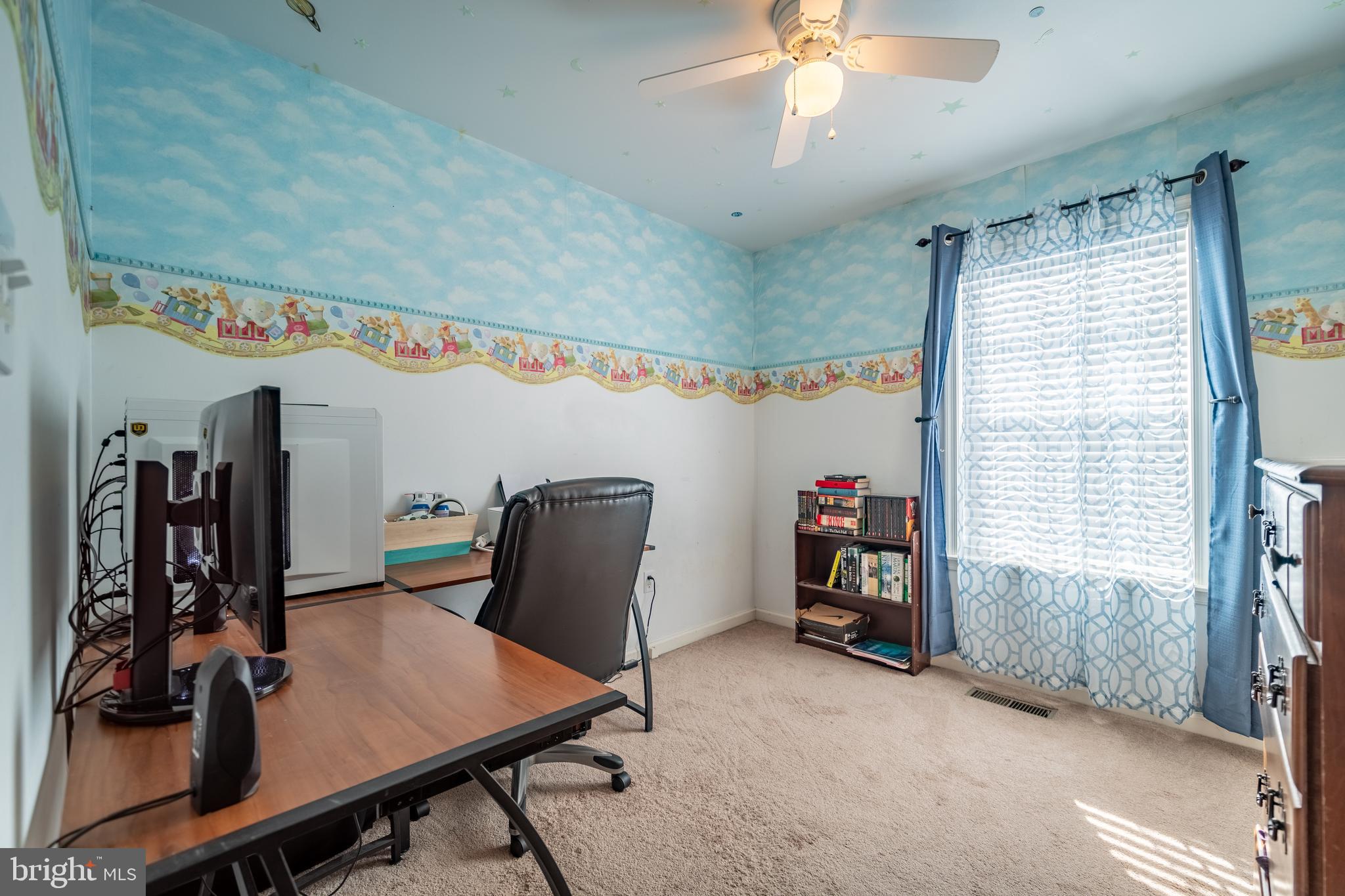 CEDAR POINT - Residential