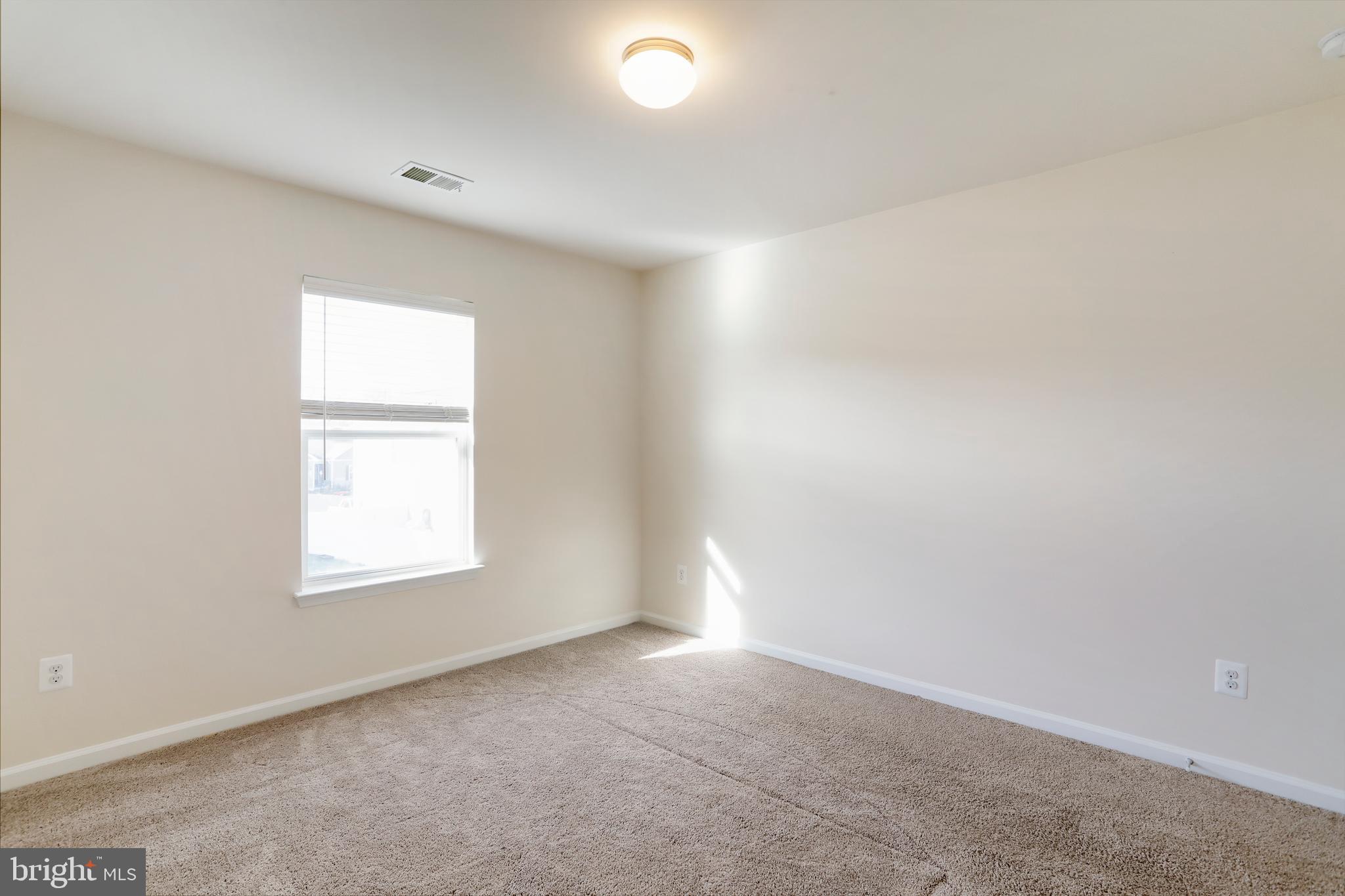 MCGINNIS POINT - Residential