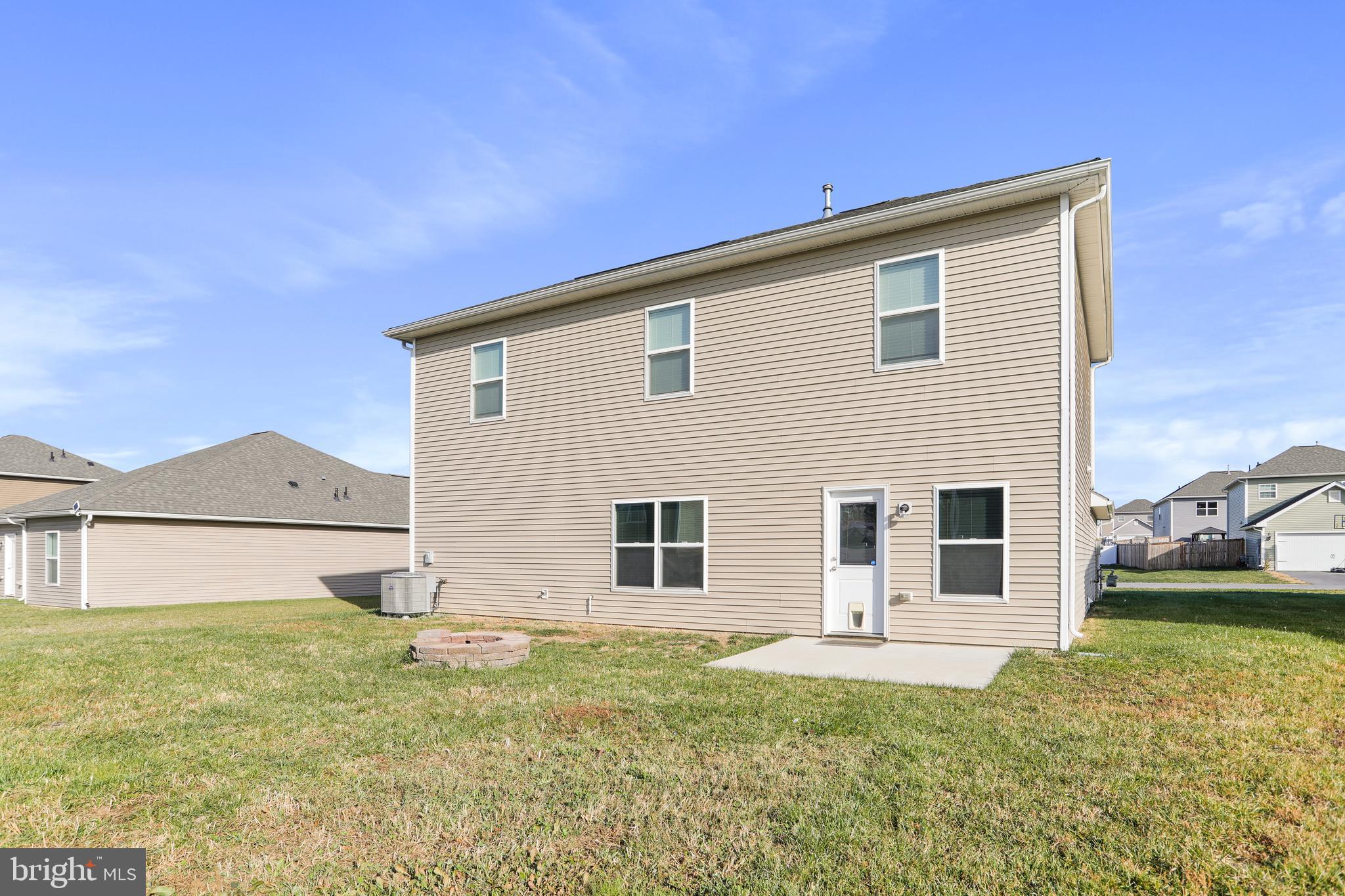 MCGINNIS POINT - Residential