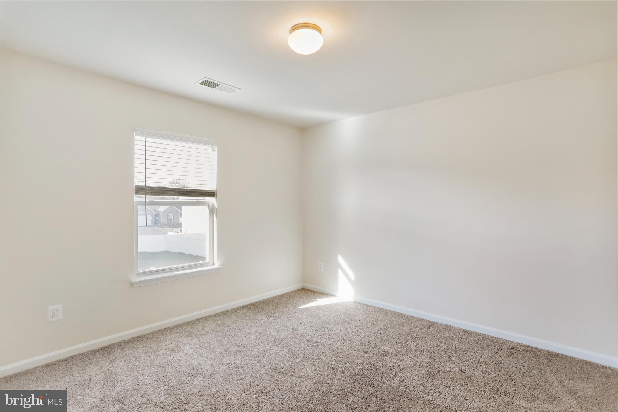 MCGINNIS POINT - Residential