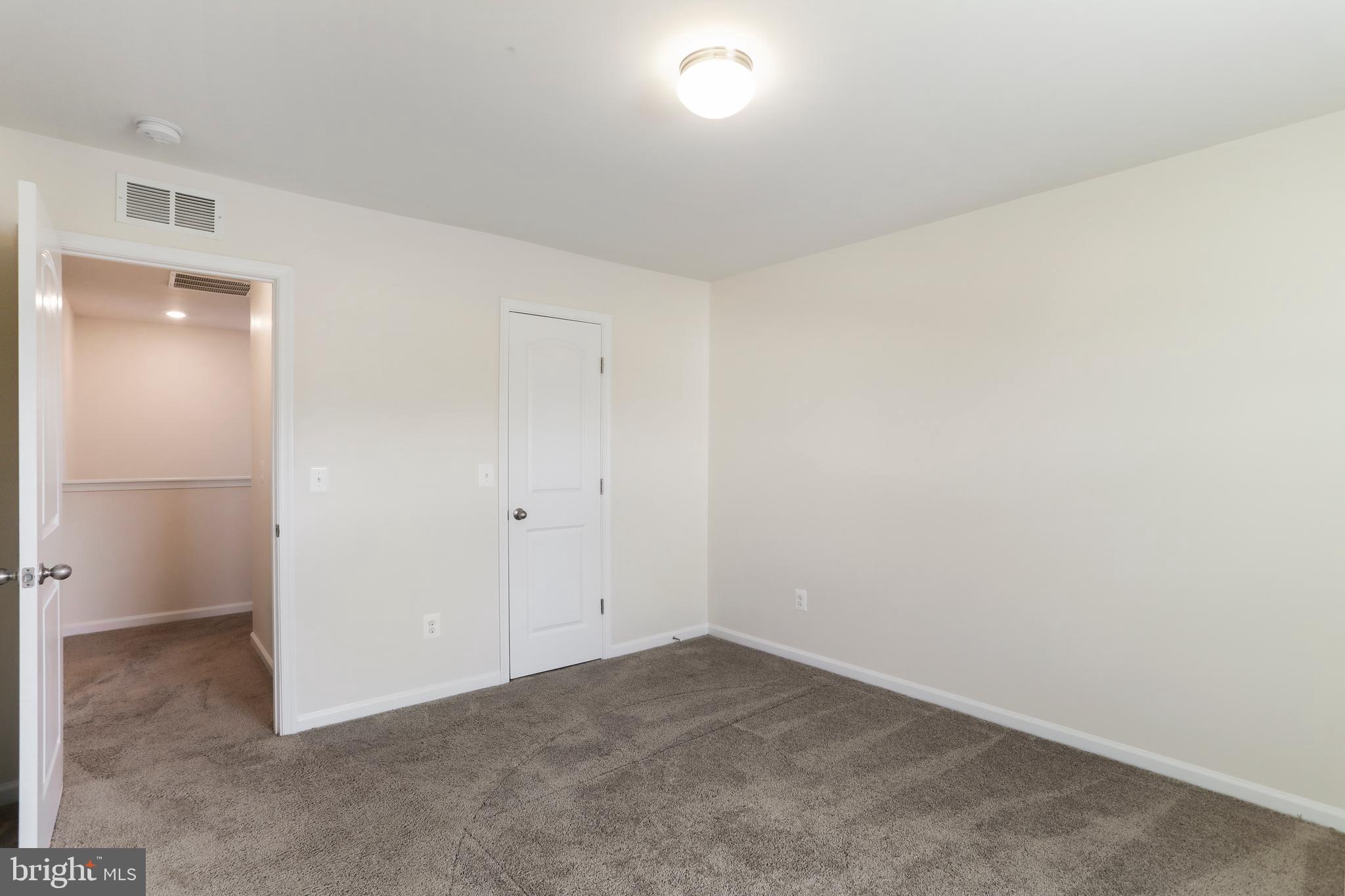 MCGINNIS POINT - Residential