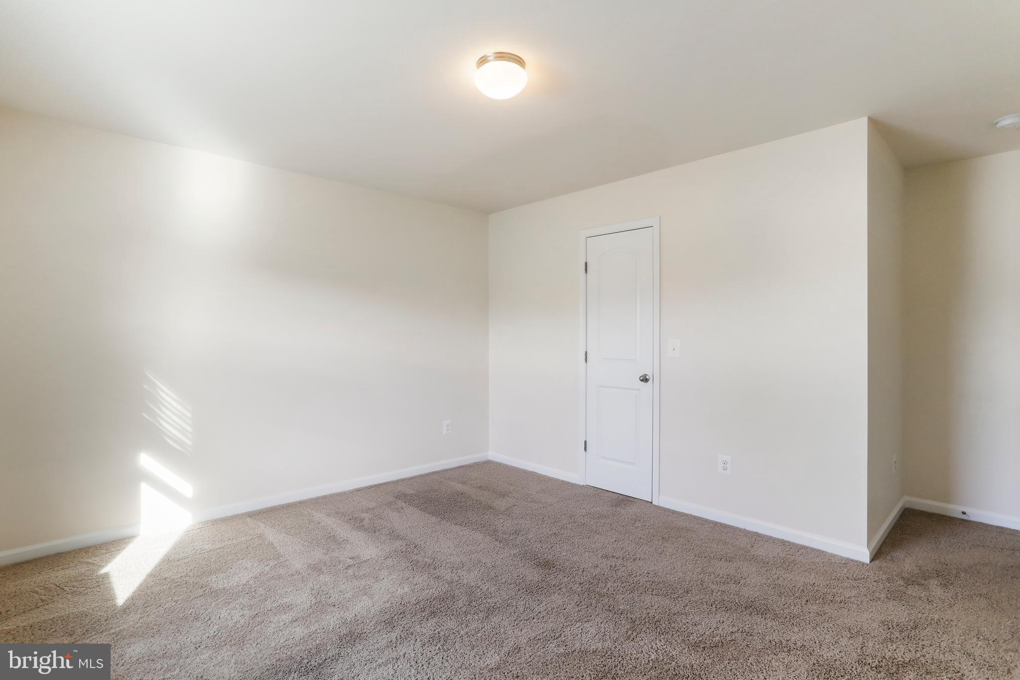 MCGINNIS POINT - Residential