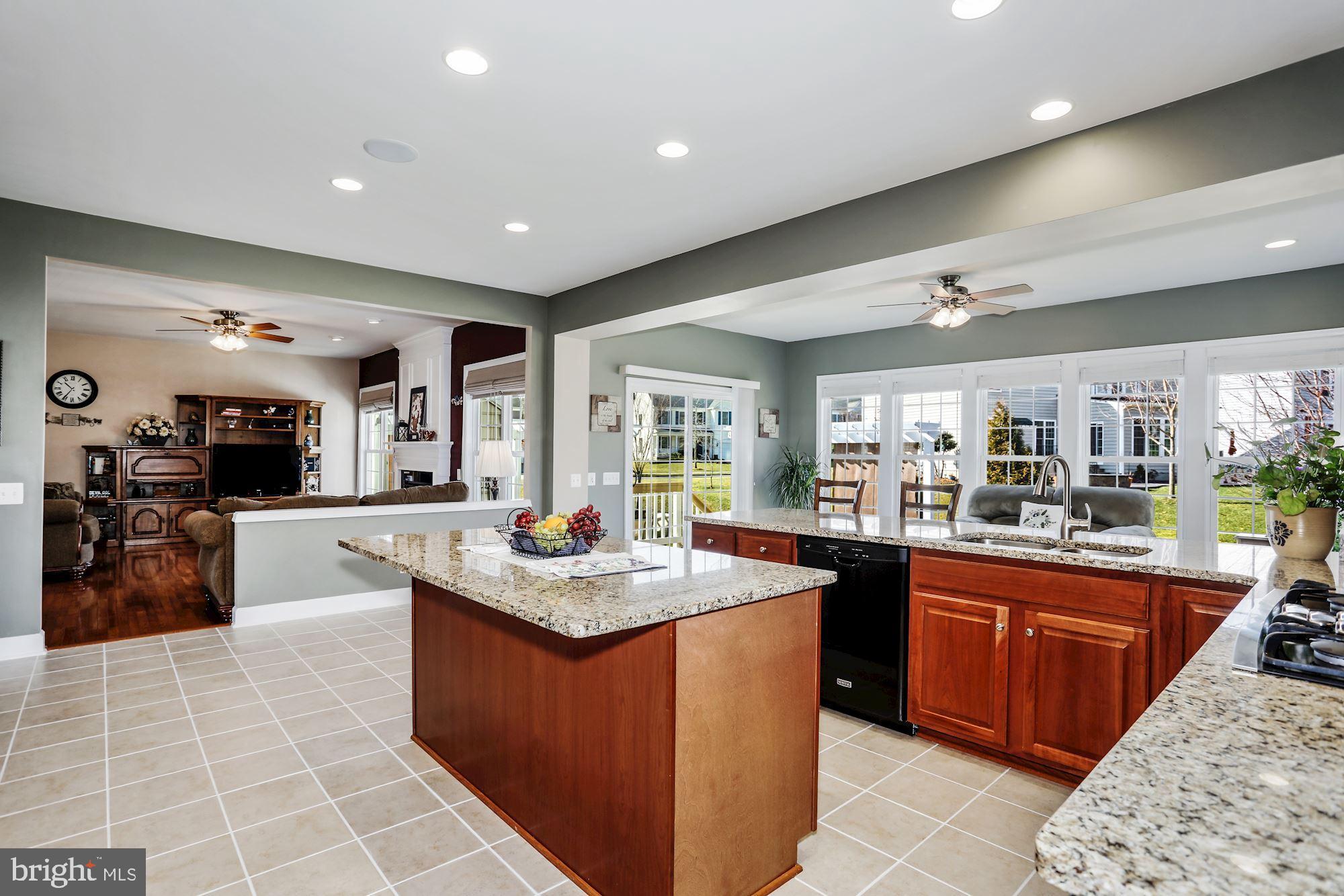 MAYFIELD TRACE - Residential