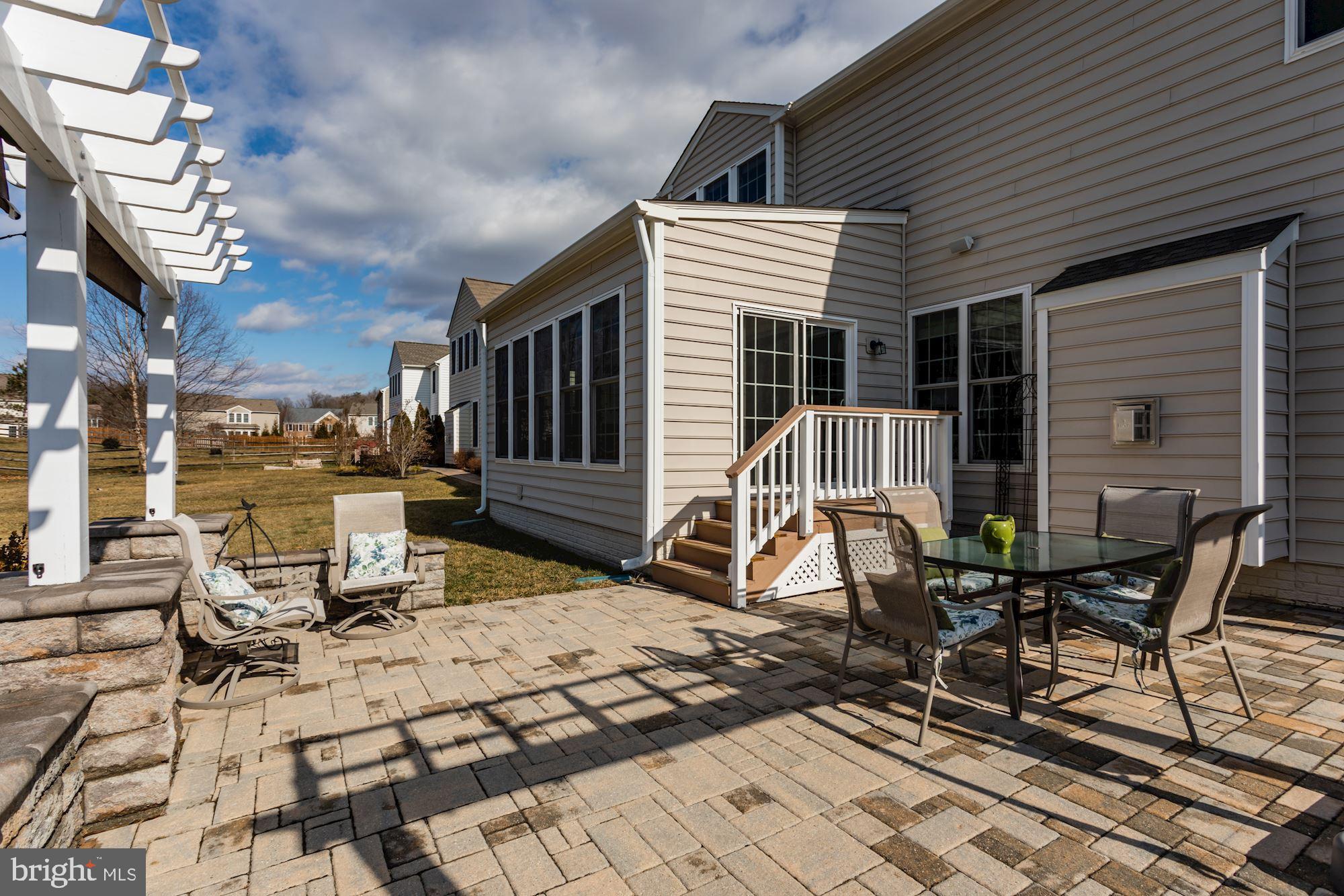 MAYFIELD TRACE - Residential