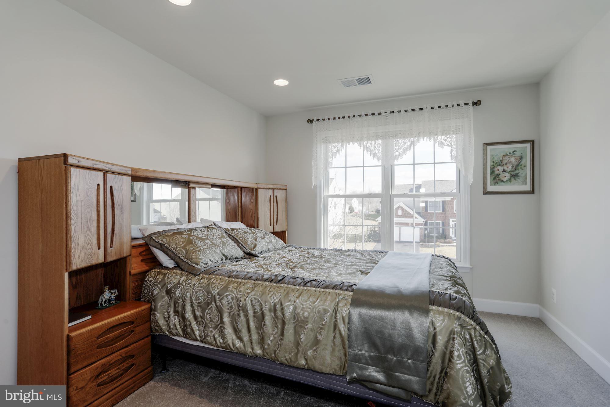 MAYFIELD TRACE - Residential