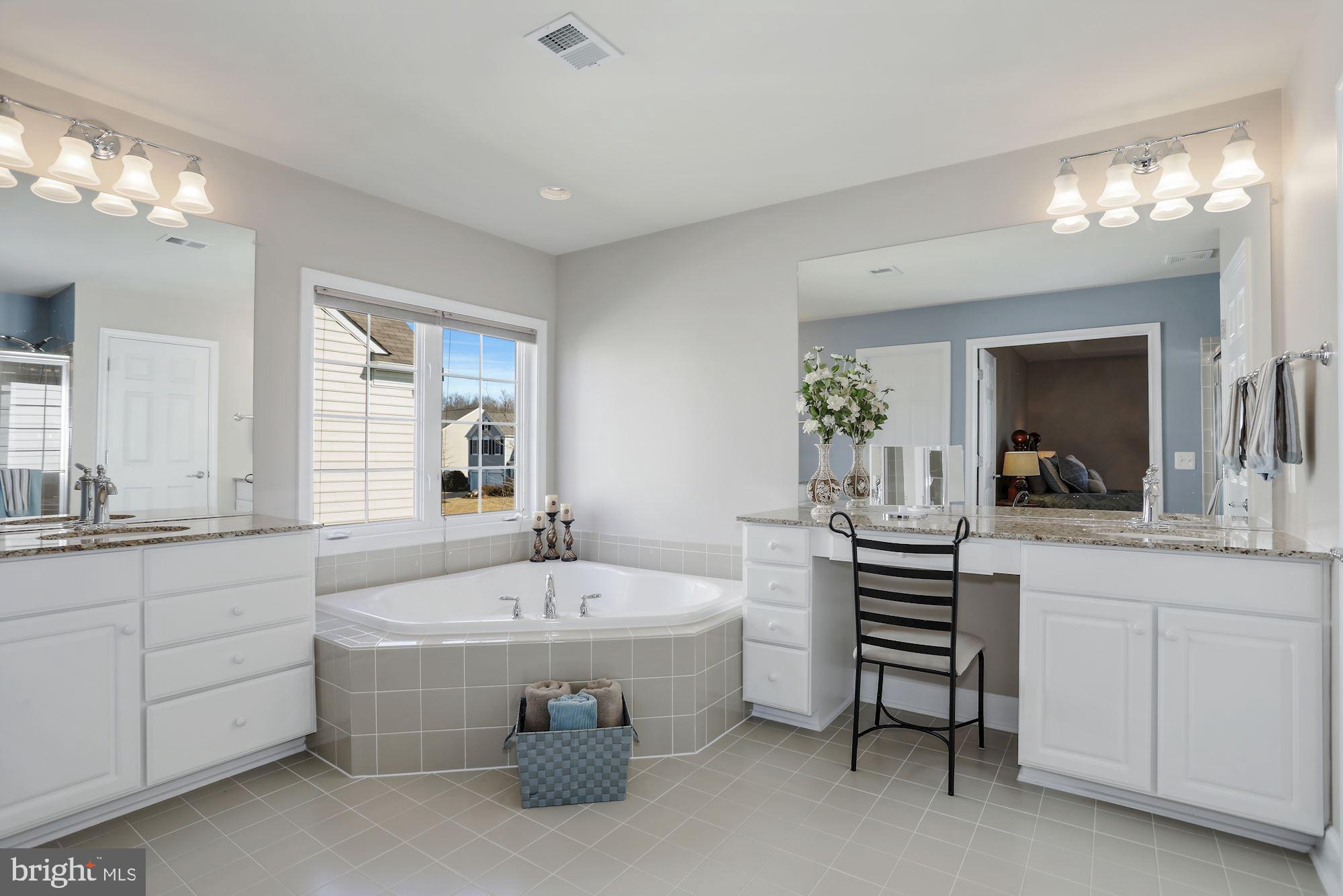 MAYFIELD TRACE - Residential