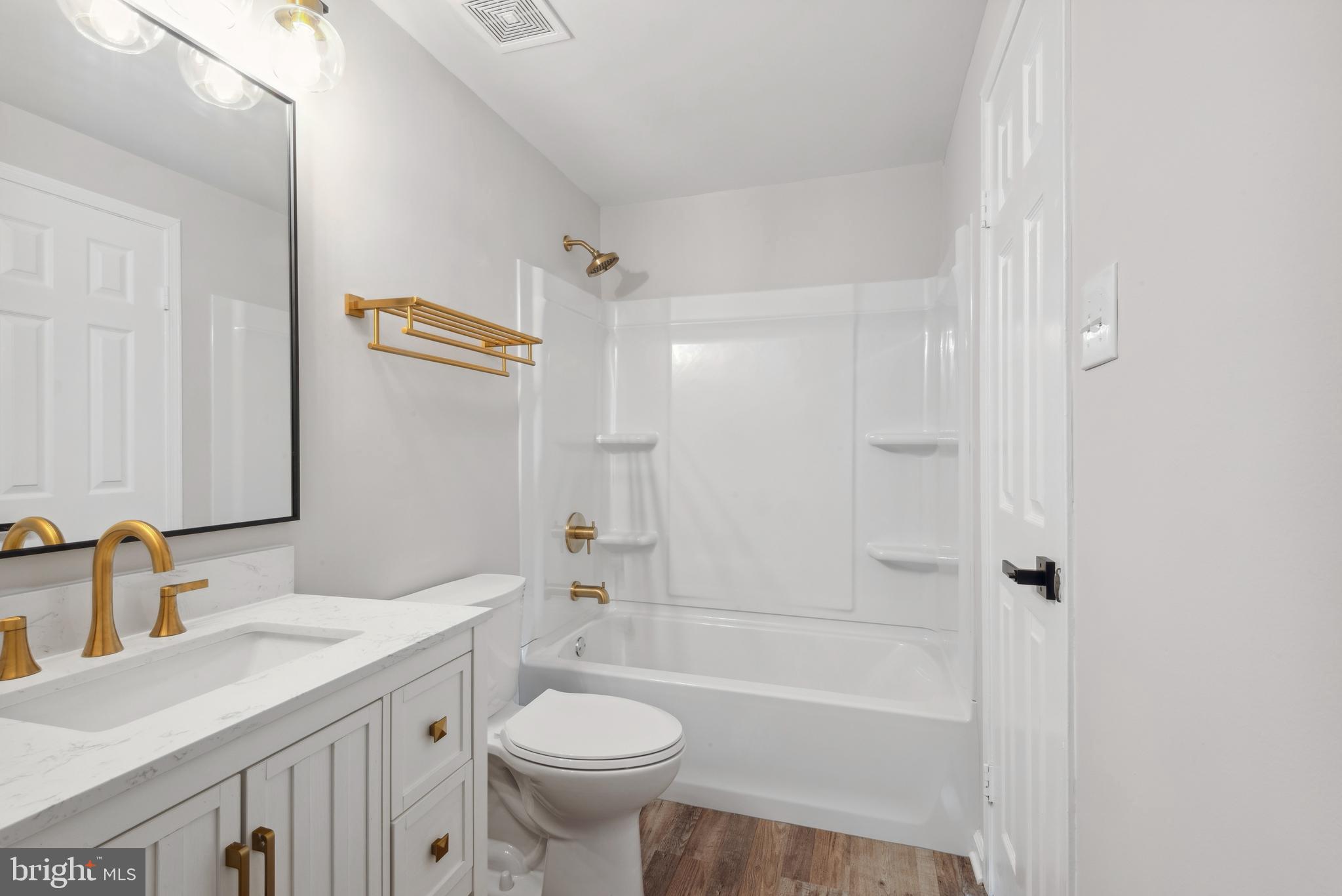 VILLAGE OF OWEN BROWN - Residential