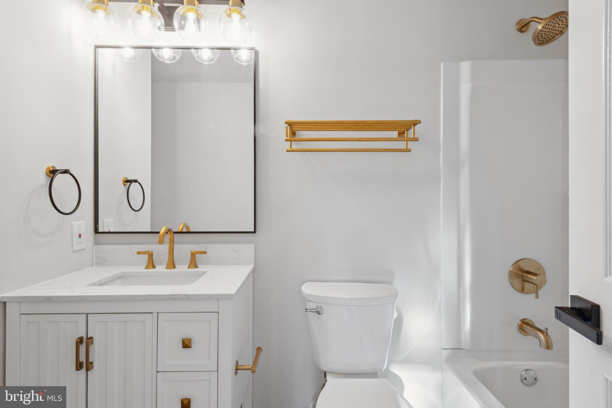 VILLAGE OF OWEN BROWN - Residential