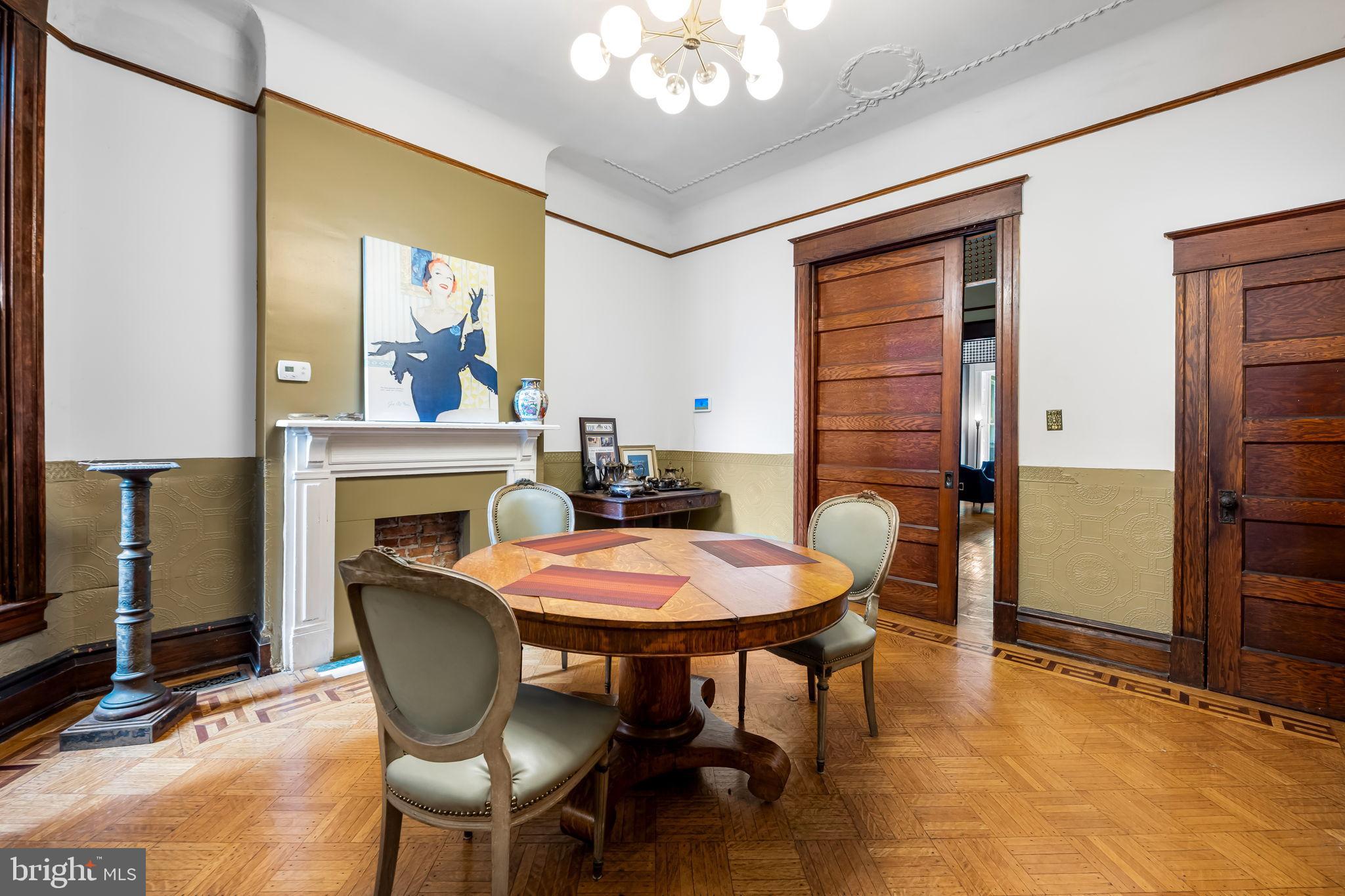 AUCHENTOROLY TERRACE HISTORIC DISTRICT - Residential Lease