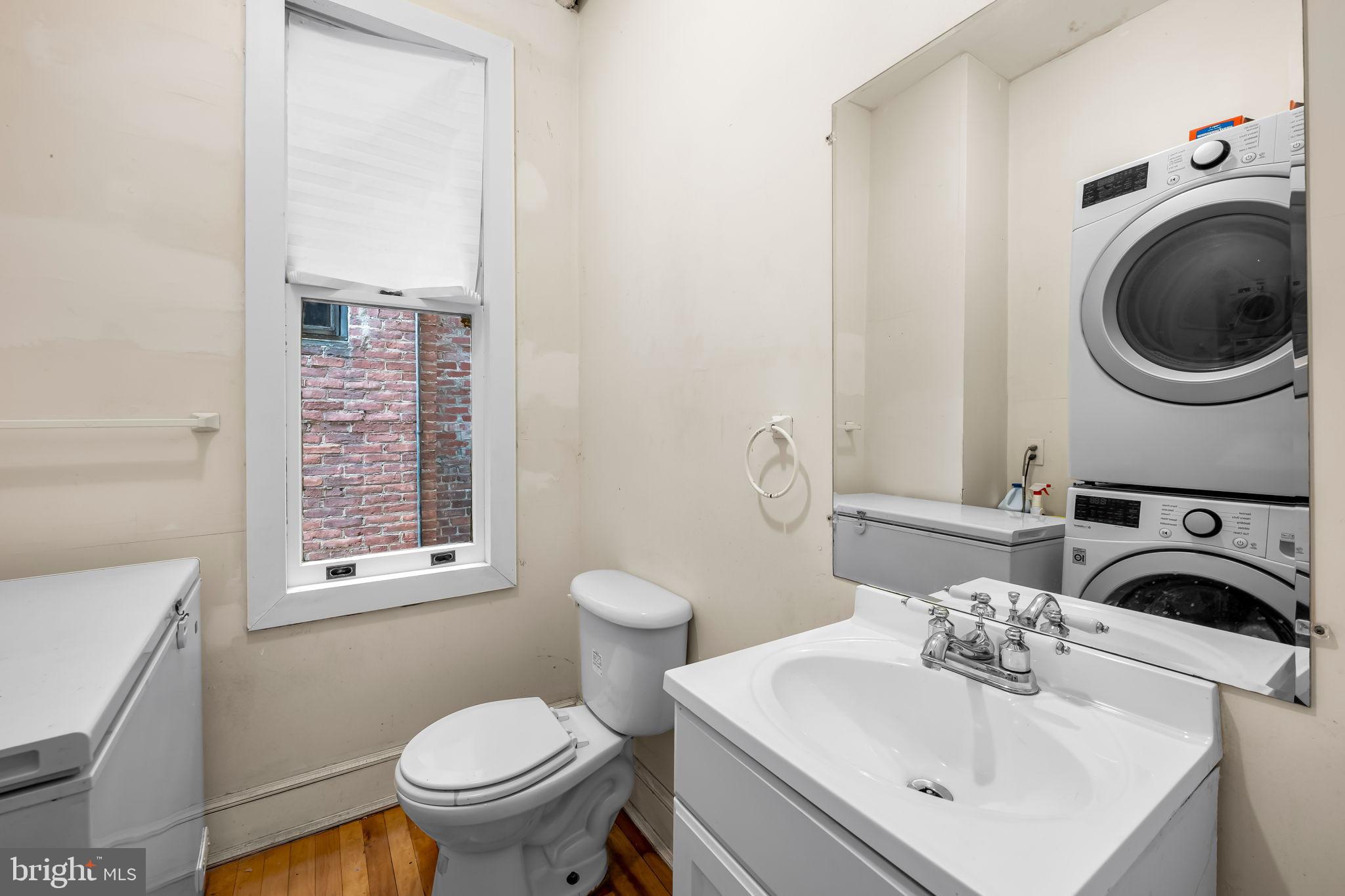 AUCHENTOROLY TERRACE HISTORIC DISTRICT - Residential Lease