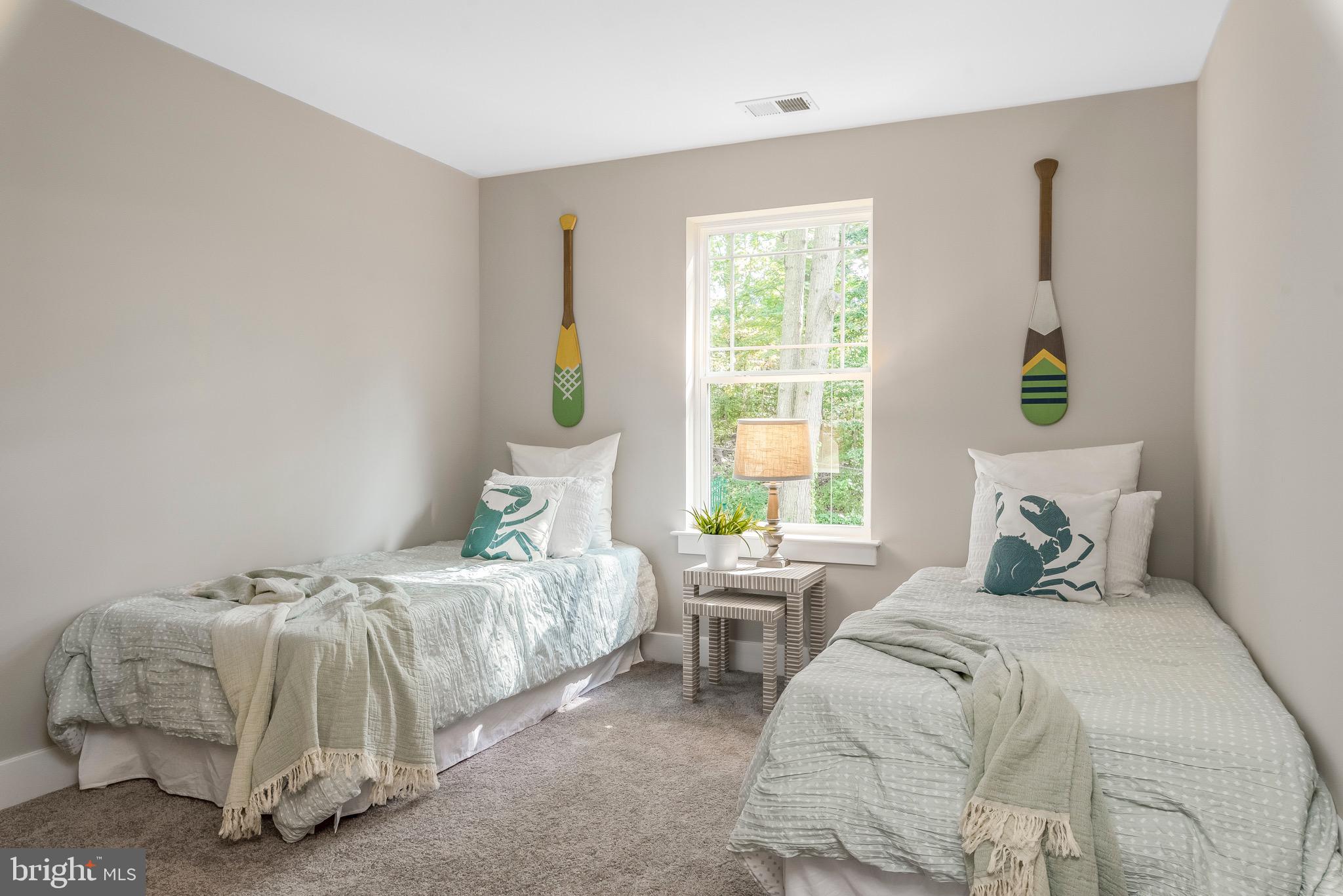 SEVERNA PARK - Residential