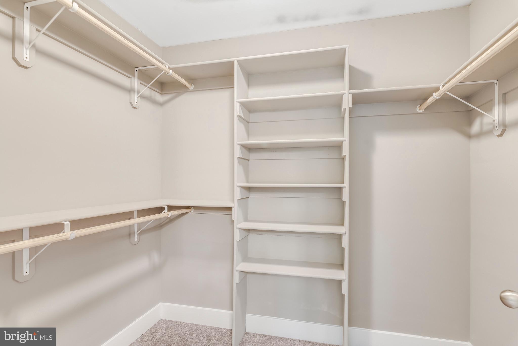 SEVERNA PARK - Residential