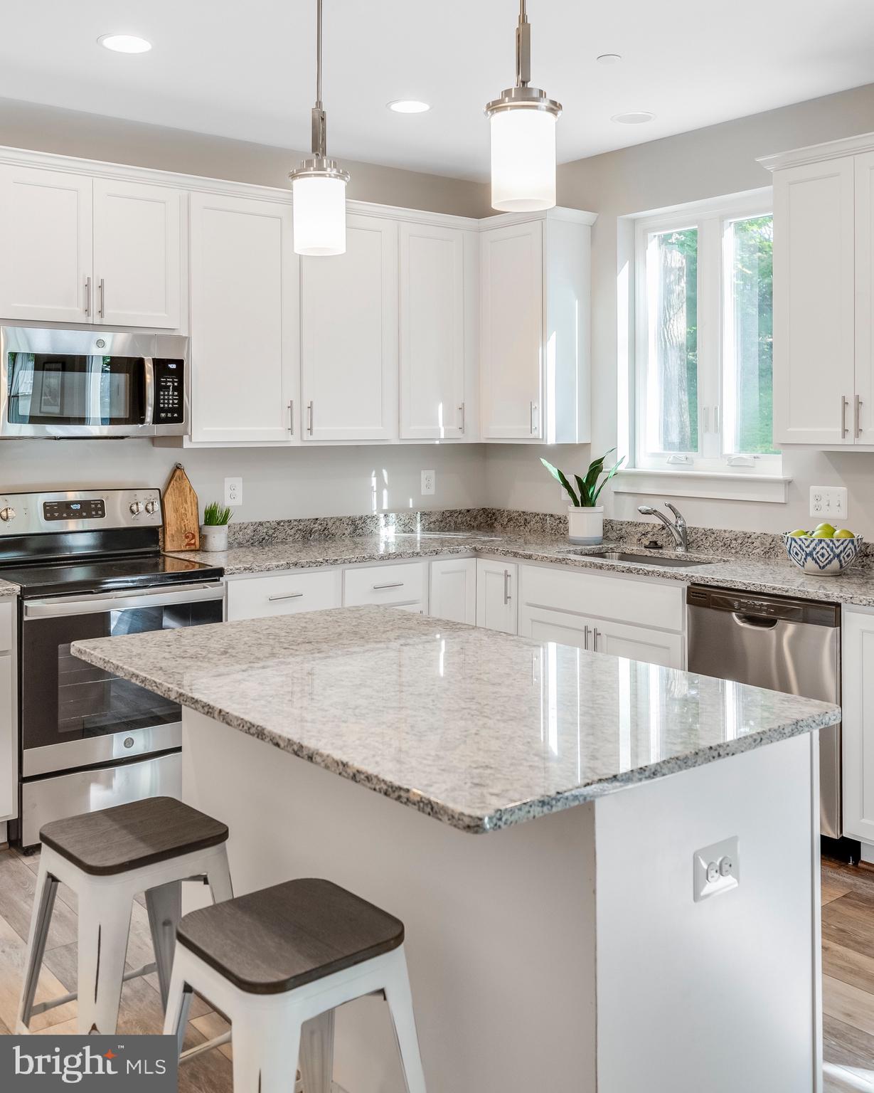 SEVERNA PARK - Residential