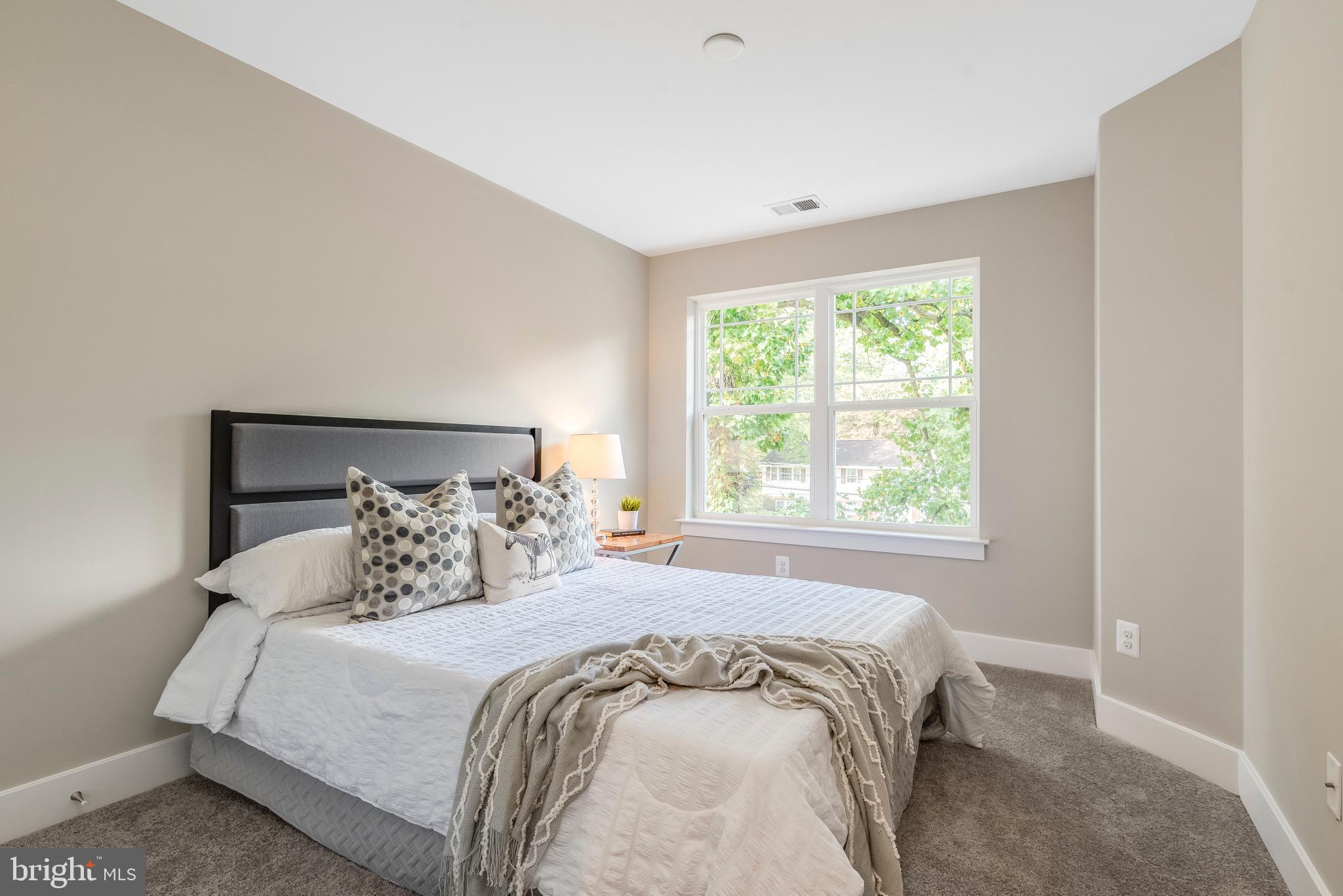 SEVERNA PARK - Residential