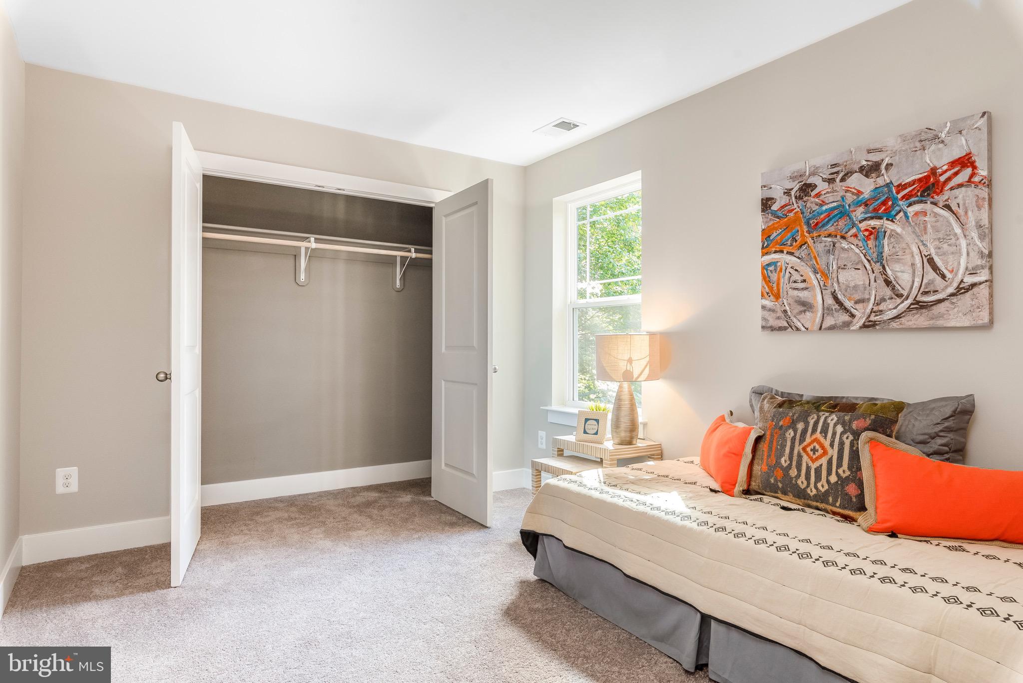 SEVERNA PARK - Residential