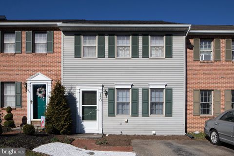 Photo of 150 SHERFIELD CT, ELIZABETHTOWN, PA 17022 (MLS # PALA2032316)