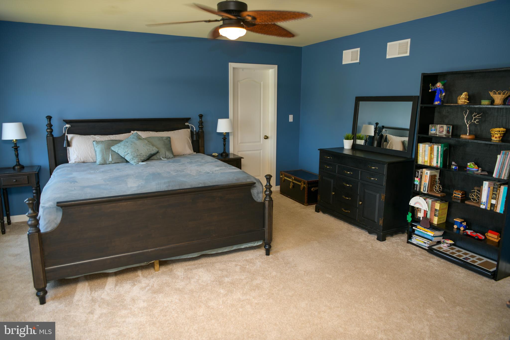 SUNSET RIDGE - Residential