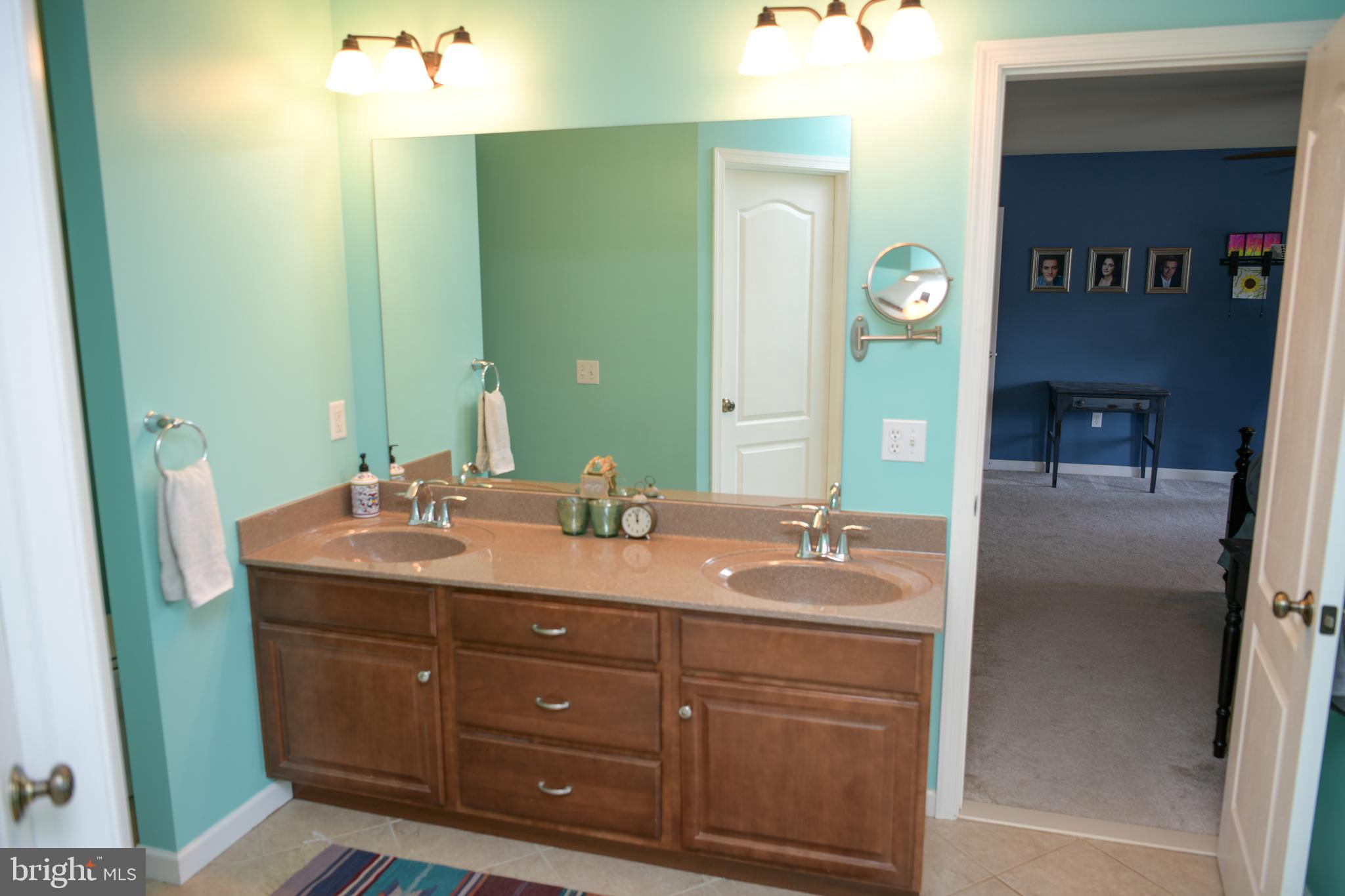 SUNSET RIDGE - Residential