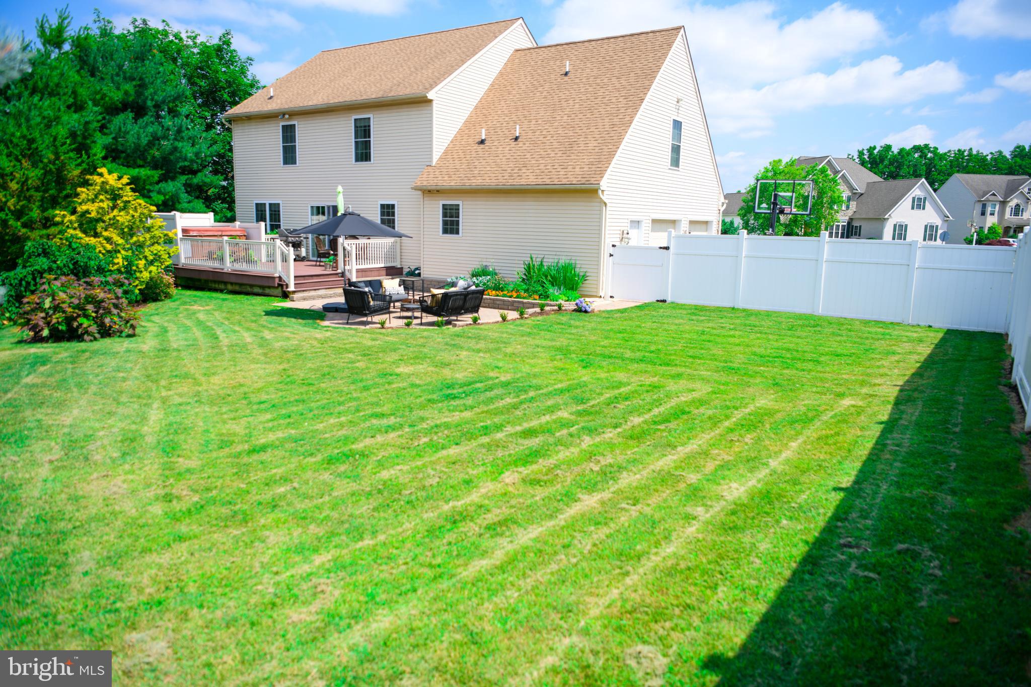 SUNSET RIDGE - Residential