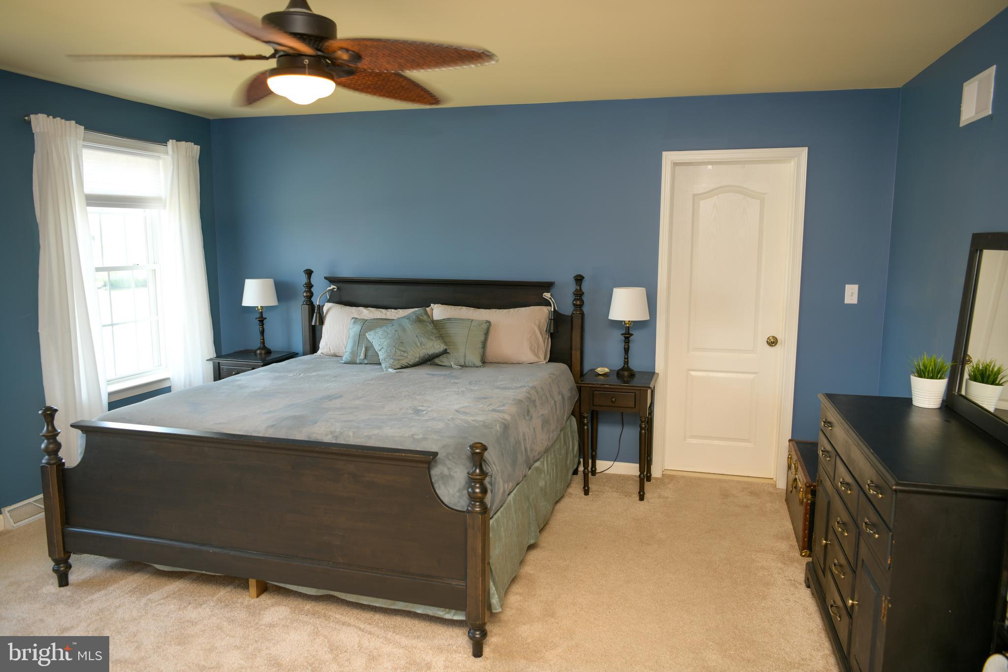 SUNSET RIDGE - Residential