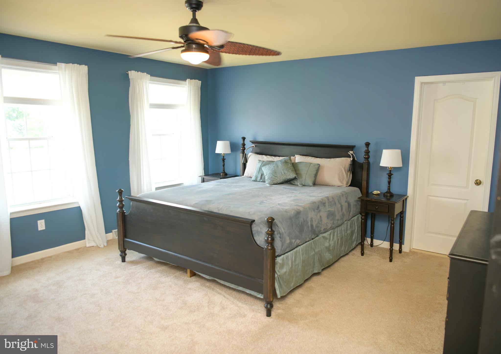 SUNSET RIDGE - Residential