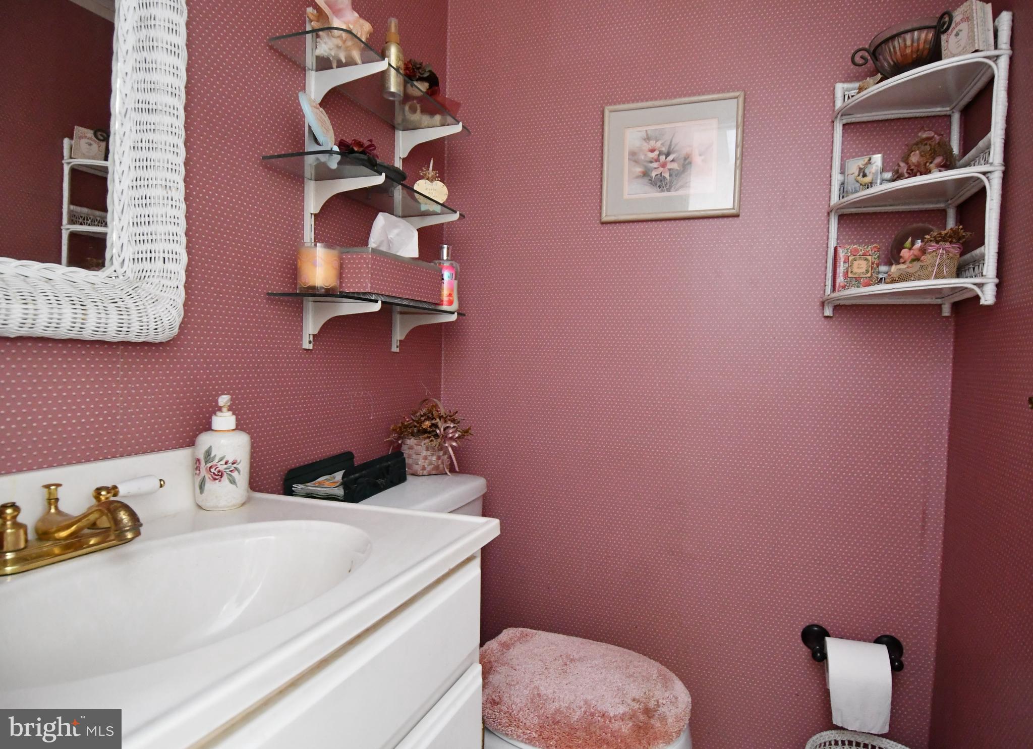 WESTBURY - Residential