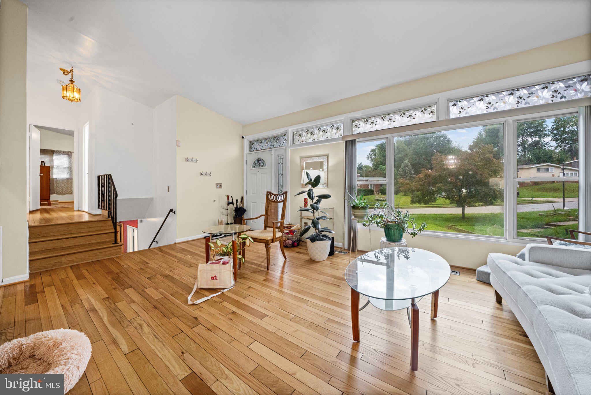 6816 TIMBERLANE ROAD