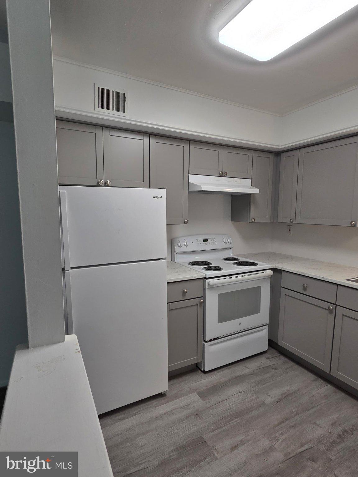 5200 HILLTOP DRIVE 22