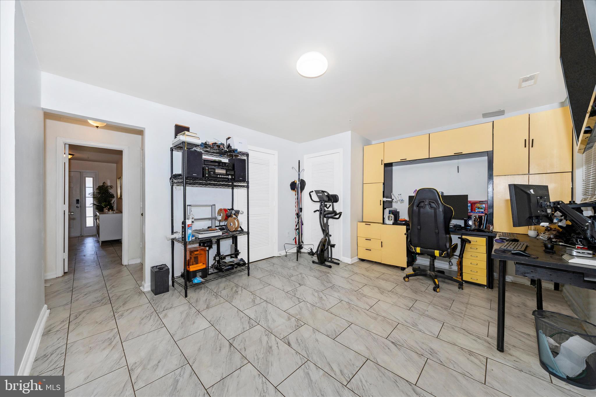 WESTVIEW CORPORATE CENTER - Residential