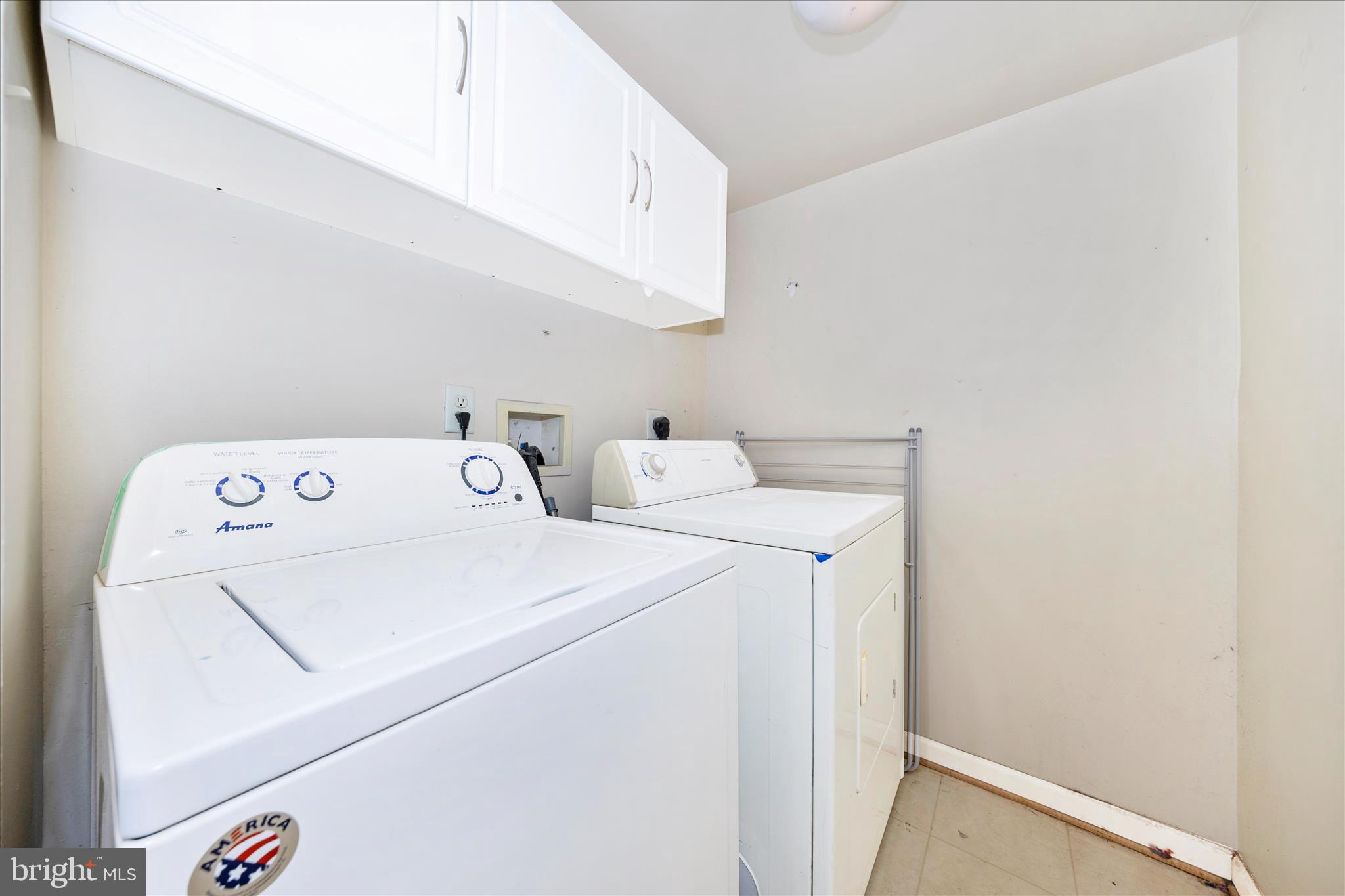 WESTVIEW CORPORATE CENTER - Residential