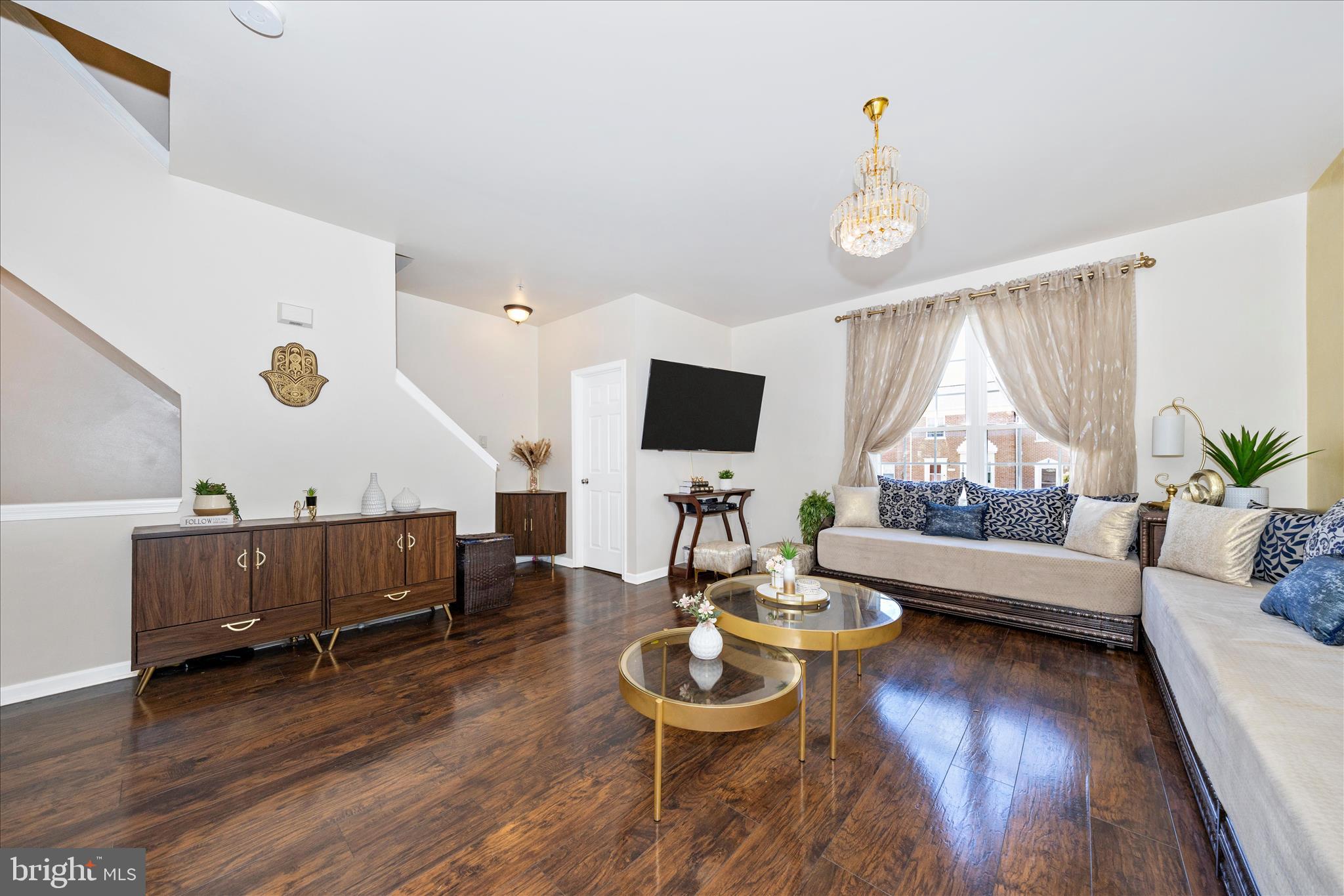 WESTVIEW CORPORATE CENTER - Residential