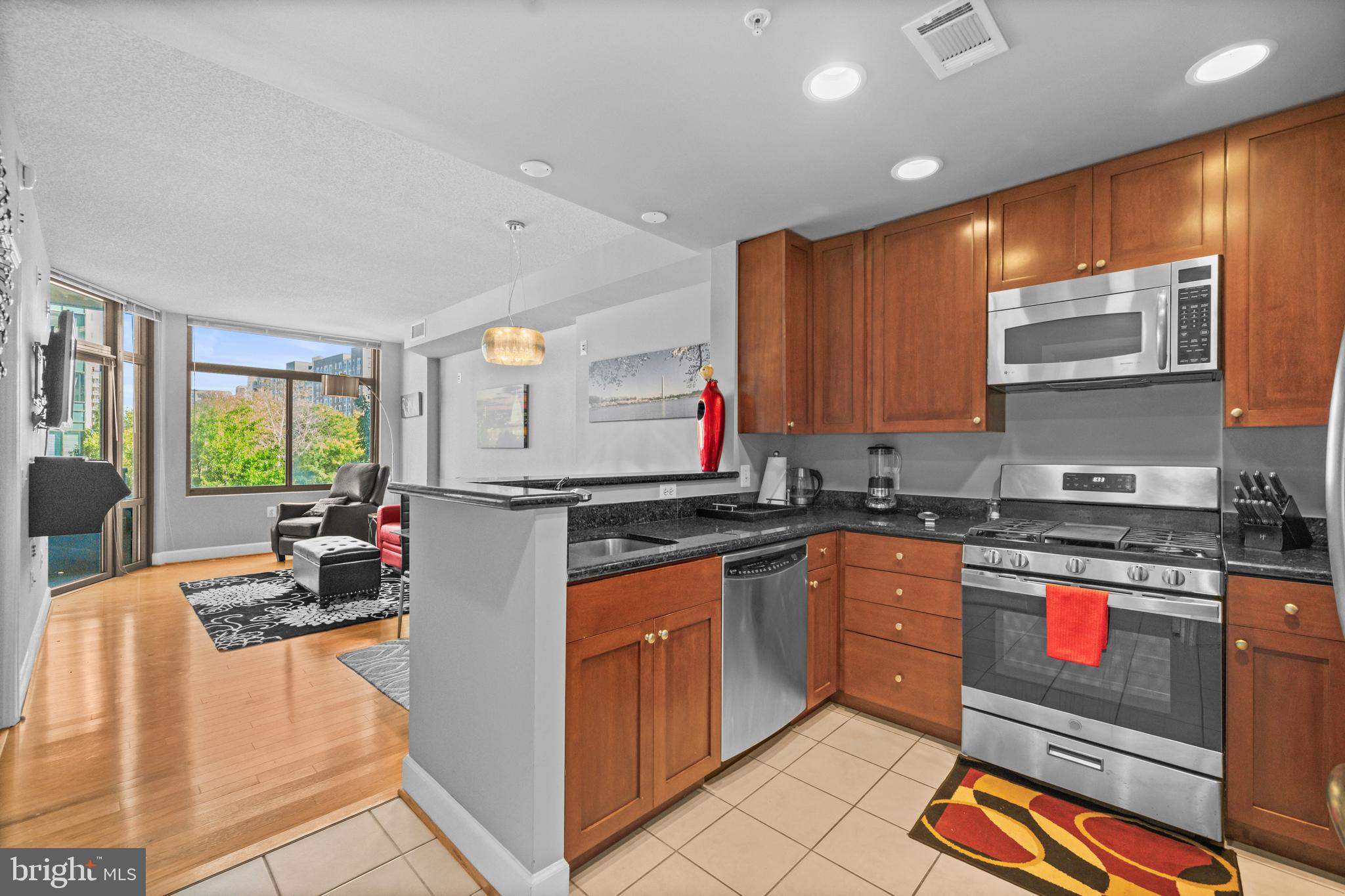 3600 S GLEBE ROAD 215W