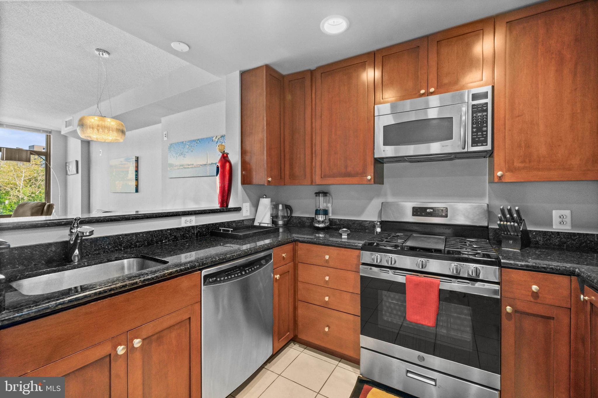 3600 S GLEBE ROAD 215W