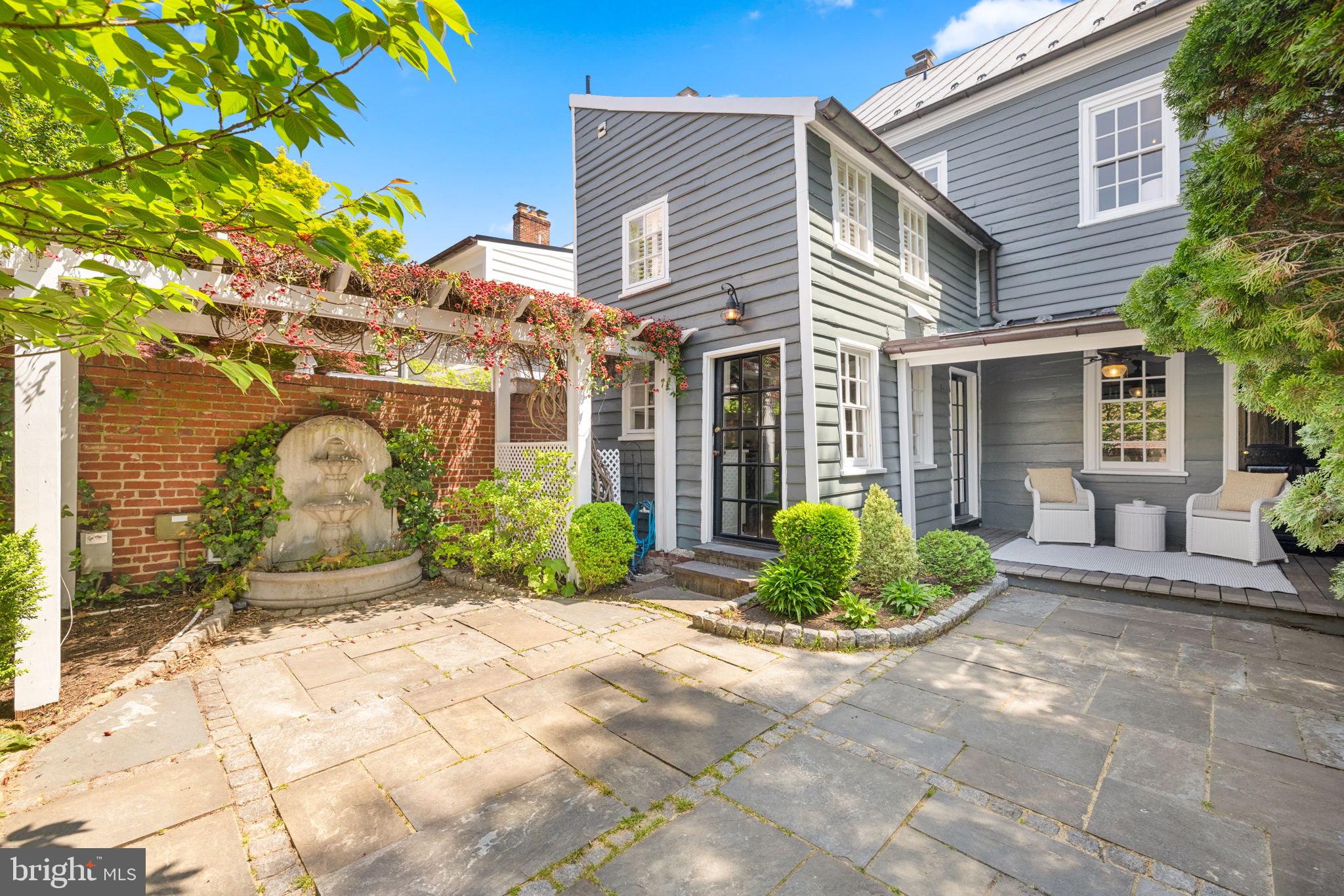 OLD TOWN - Residential