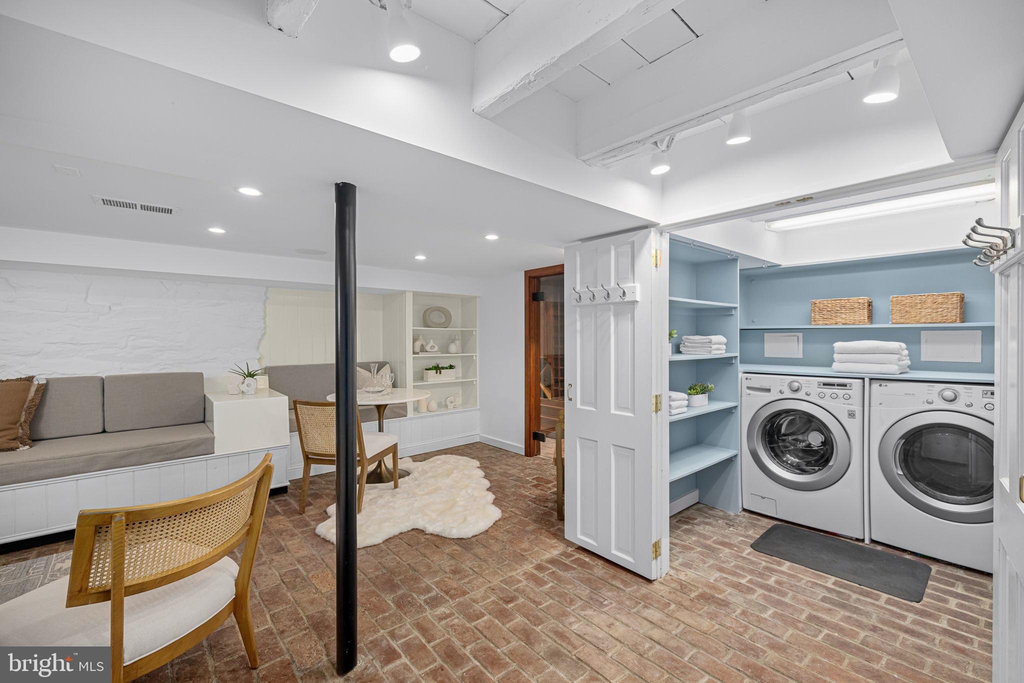 OLD TOWN - Residential