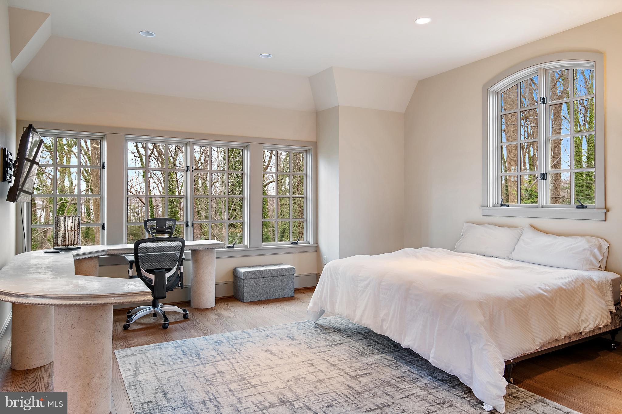 SEVERN FOREST - Residential