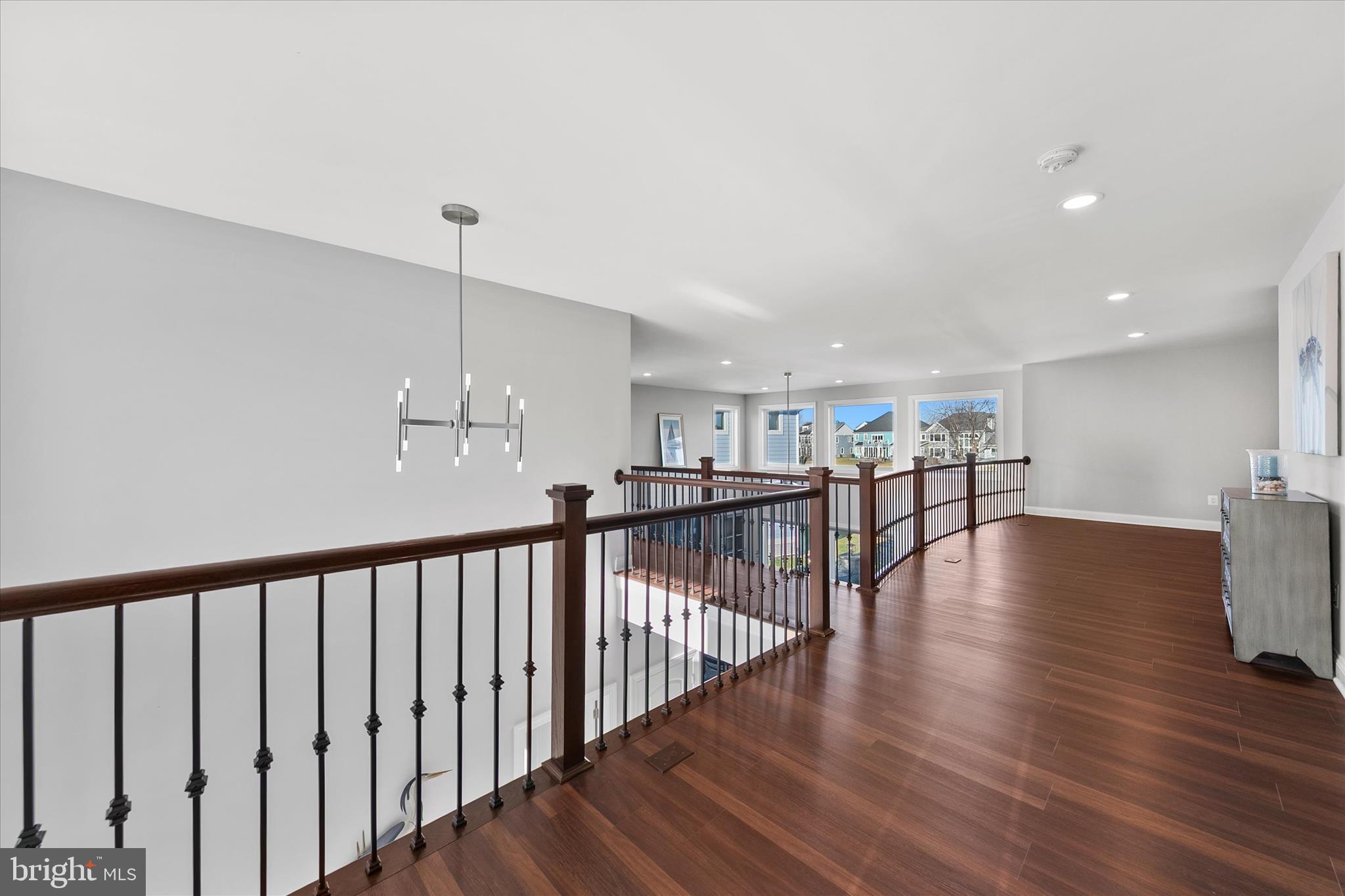 PENINSULA - Residential