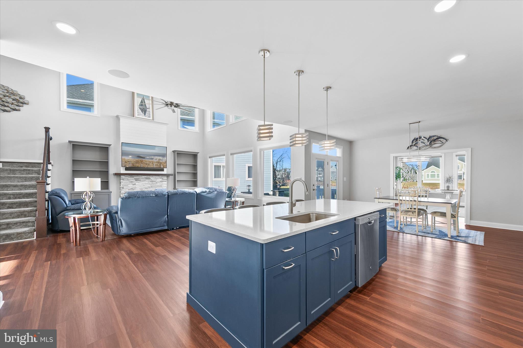 PENINSULA - Residential